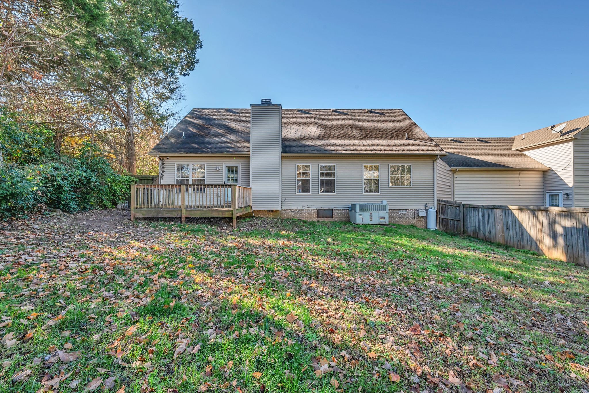 669 Deer Ridge Dr