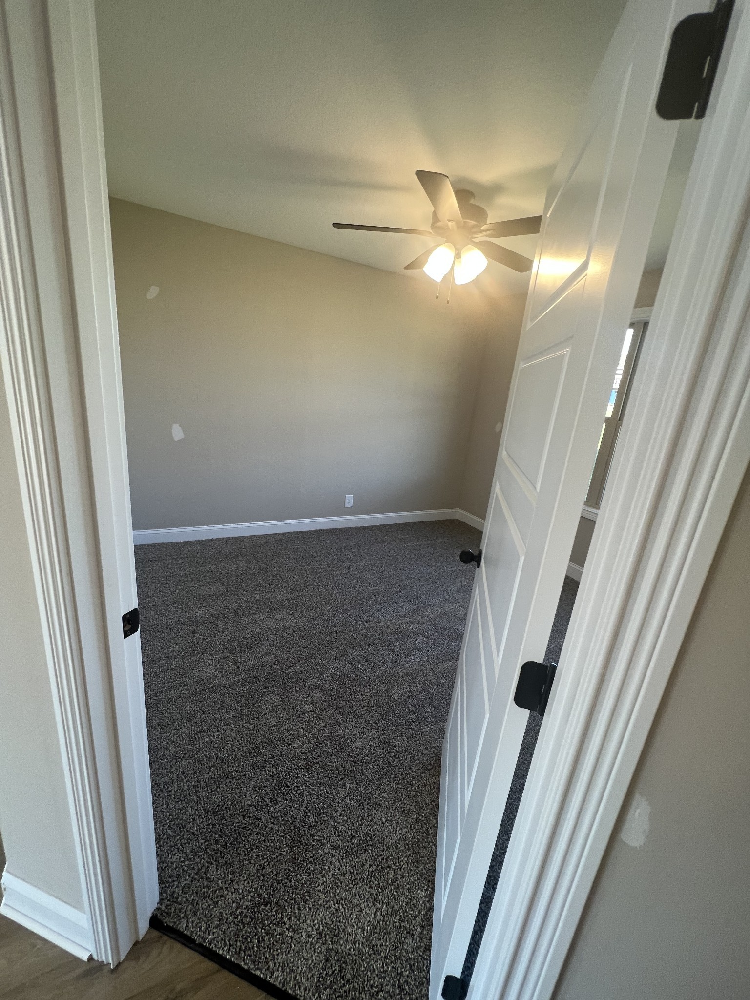 160 Cardinal Creek