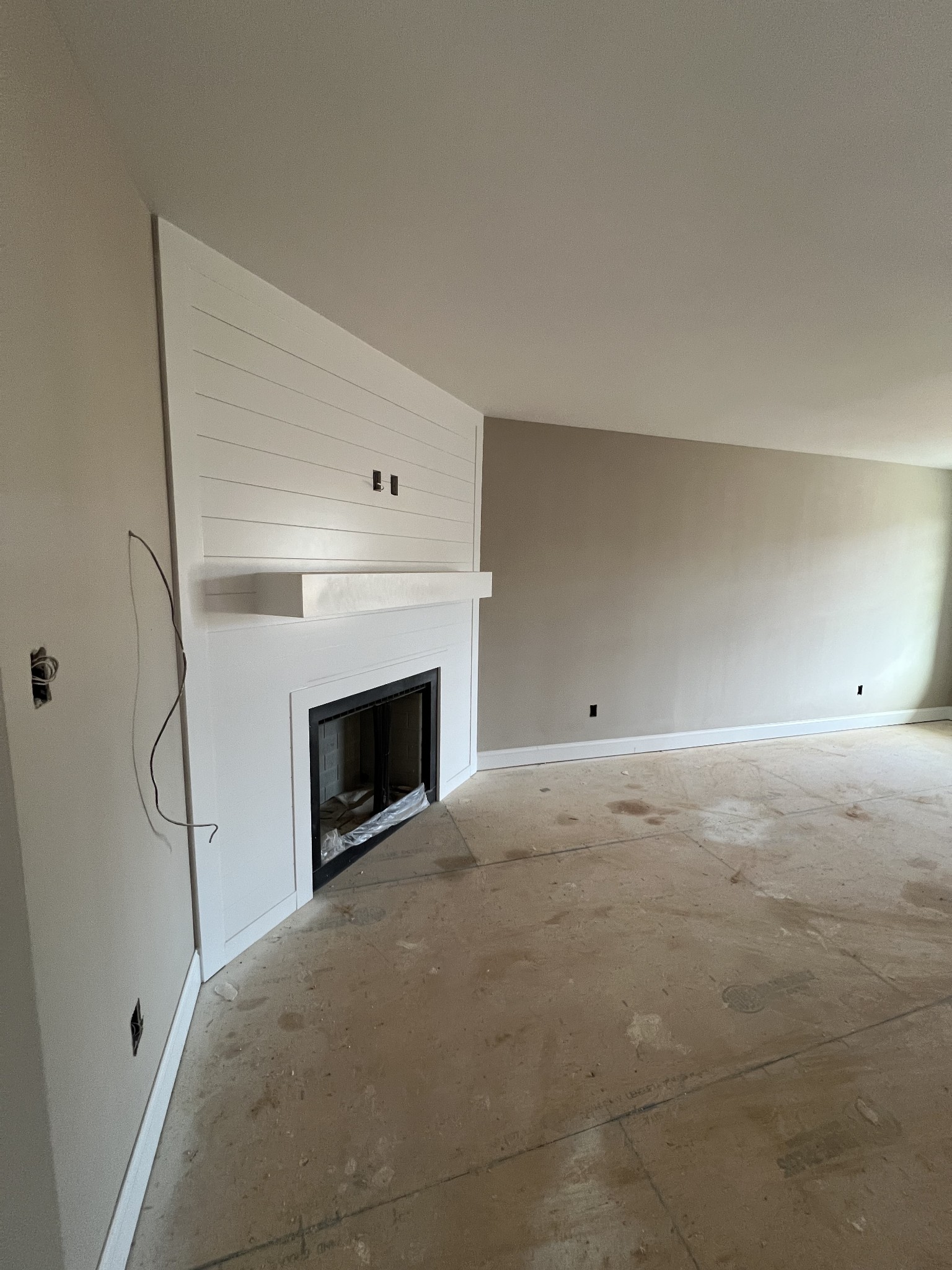 160 Cardinal Creek