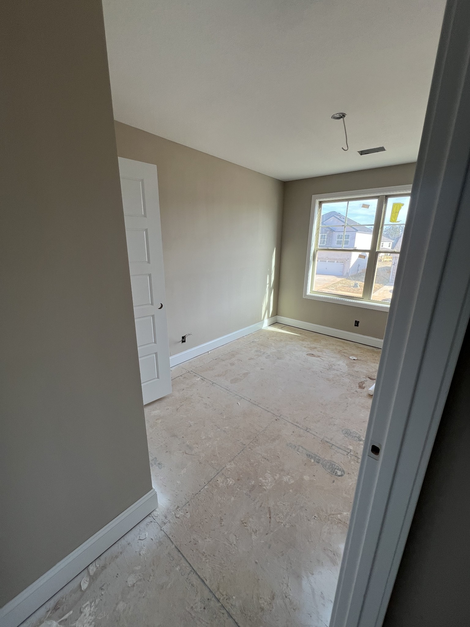 160 Cardinal Creek