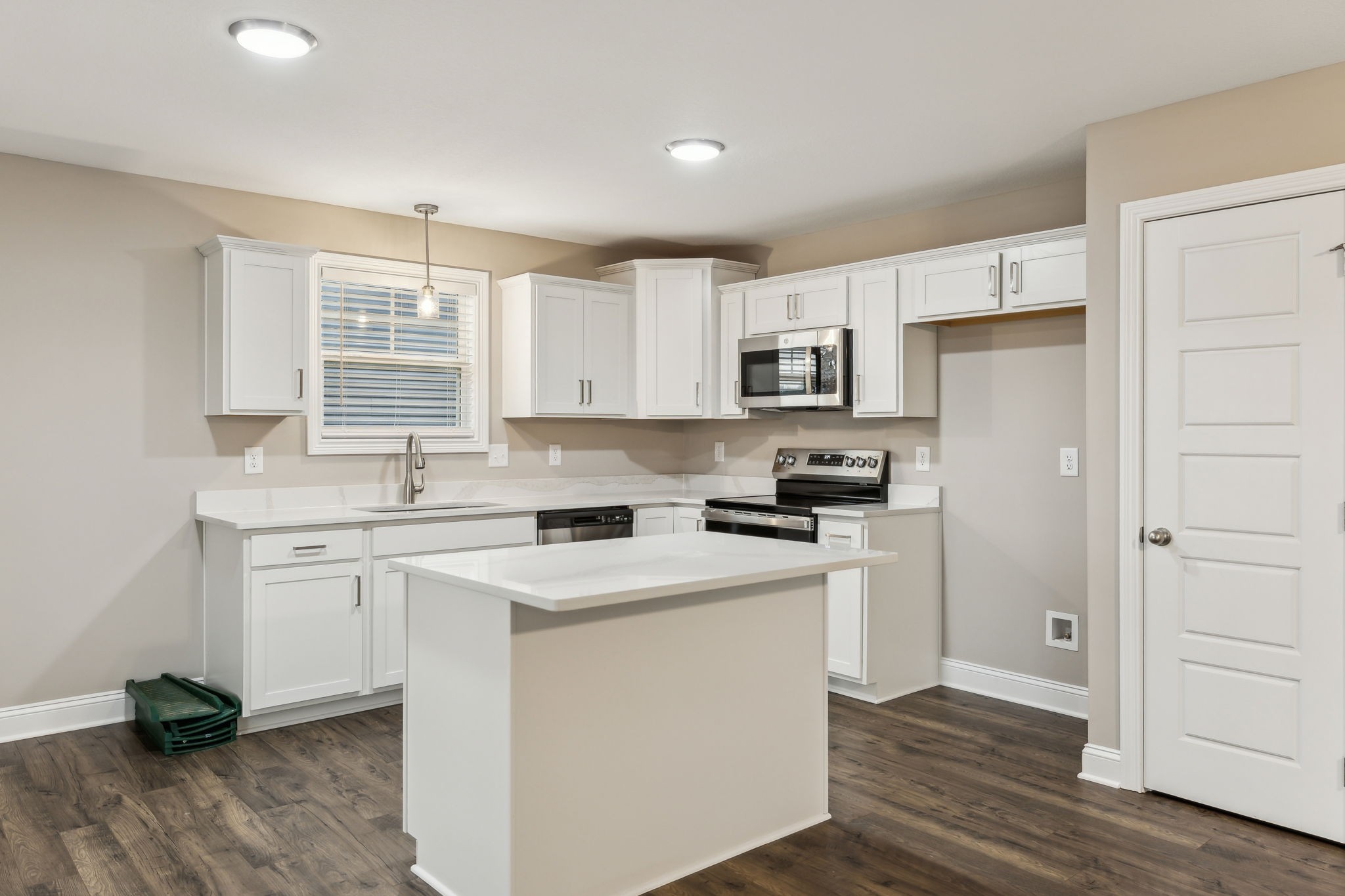 157 Cardinal Creek
