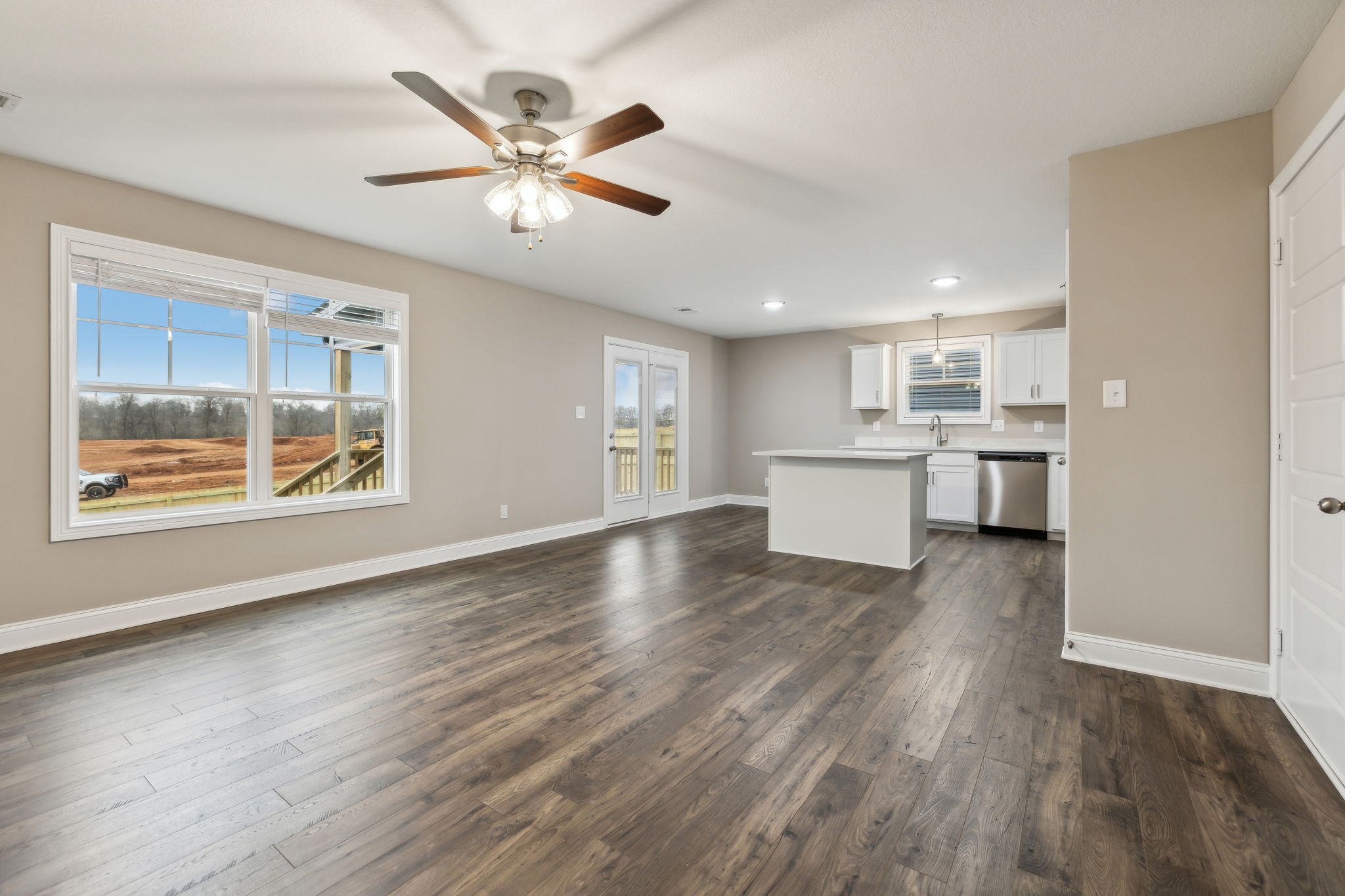 157 Cardinal Creek