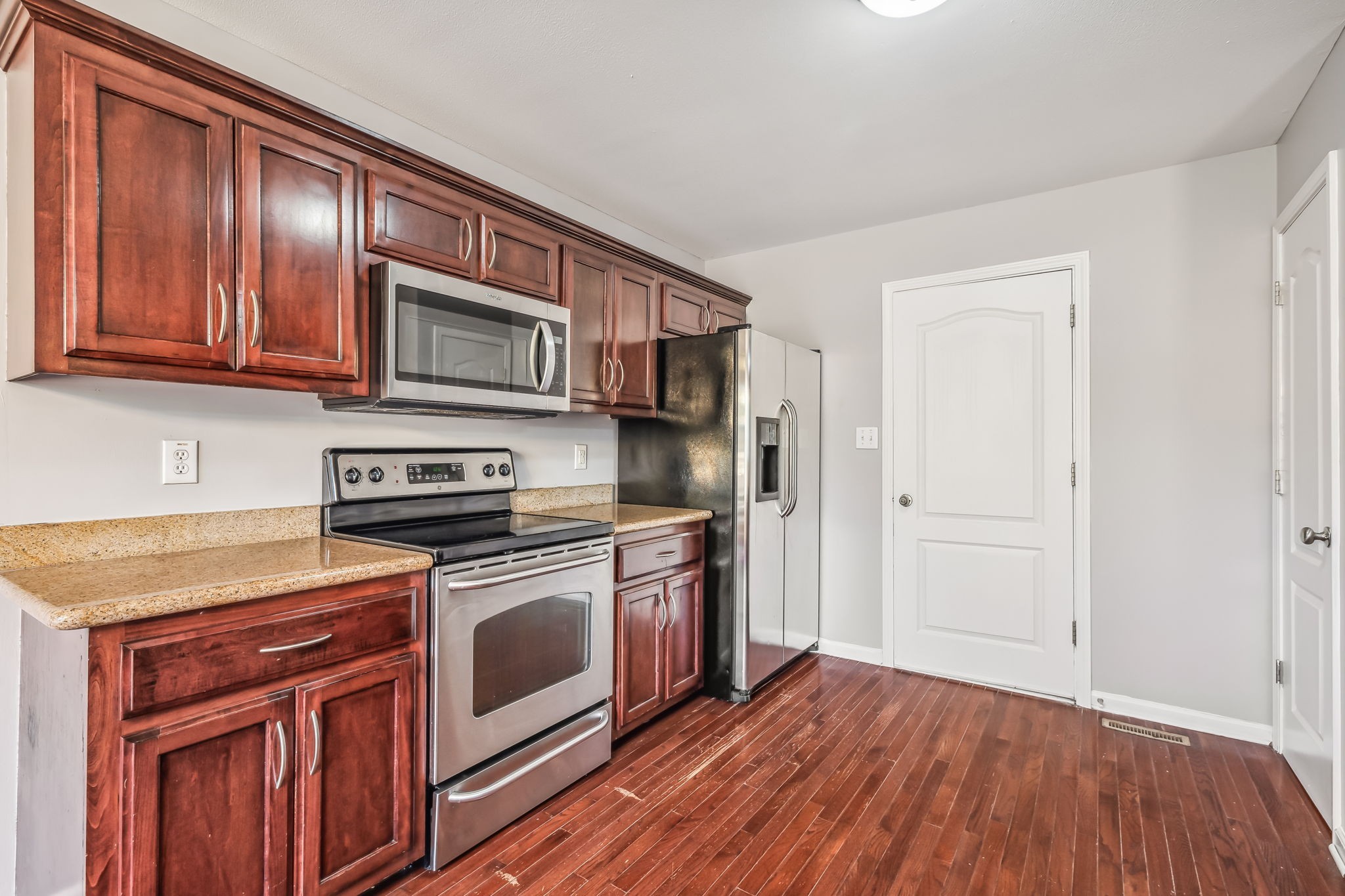 3725 Nadia Dr