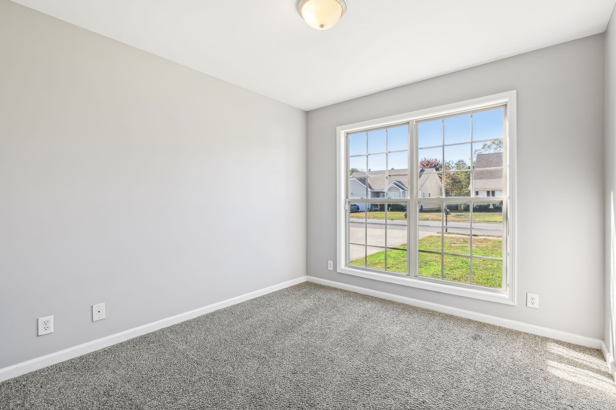 3725 Nadia Dr