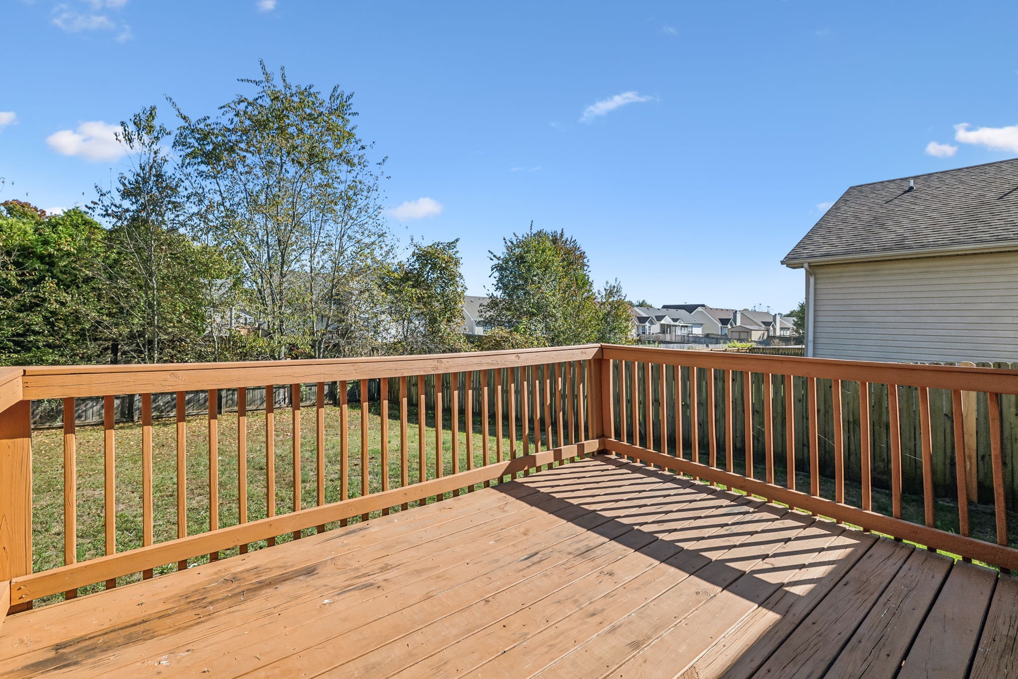 3725 Nadia Dr