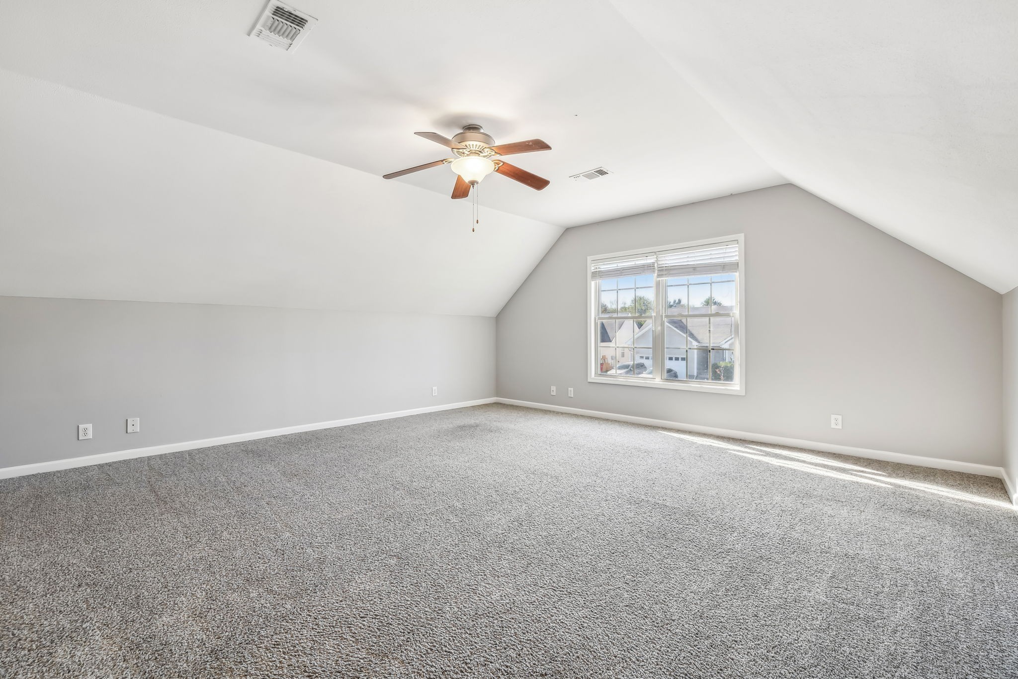 3725 Nadia Dr