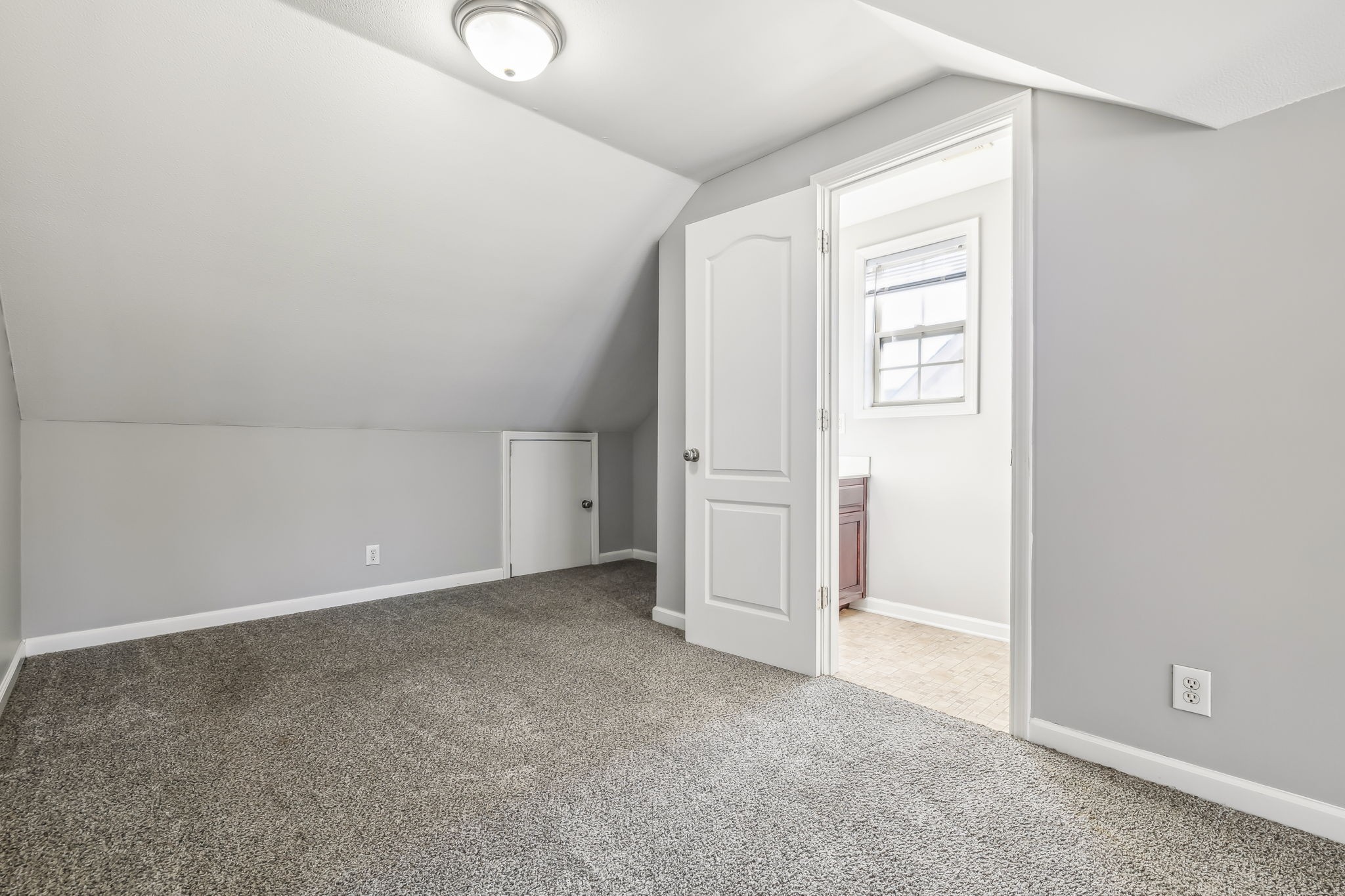 3725 Nadia Dr