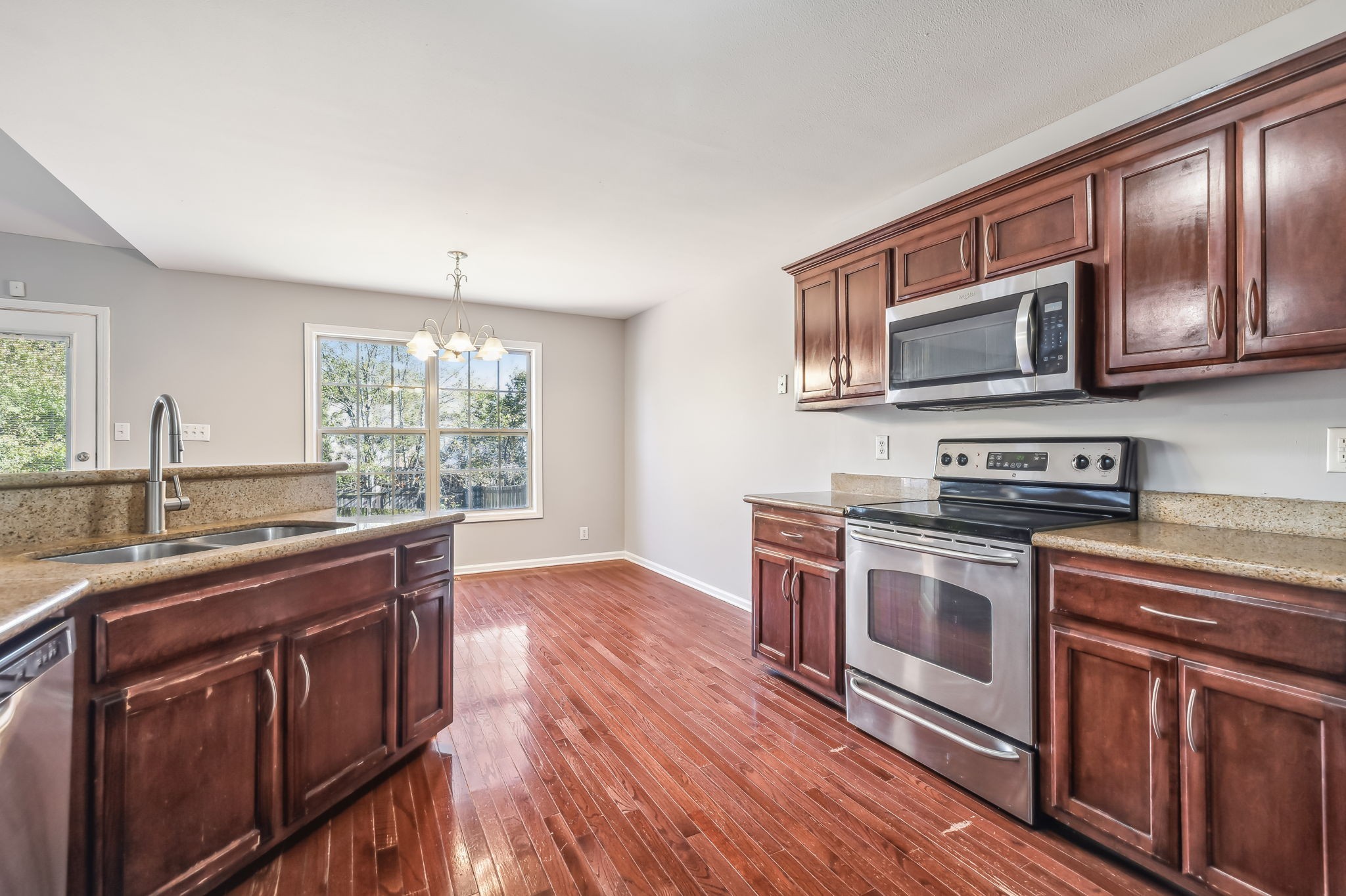 3725 Nadia Dr