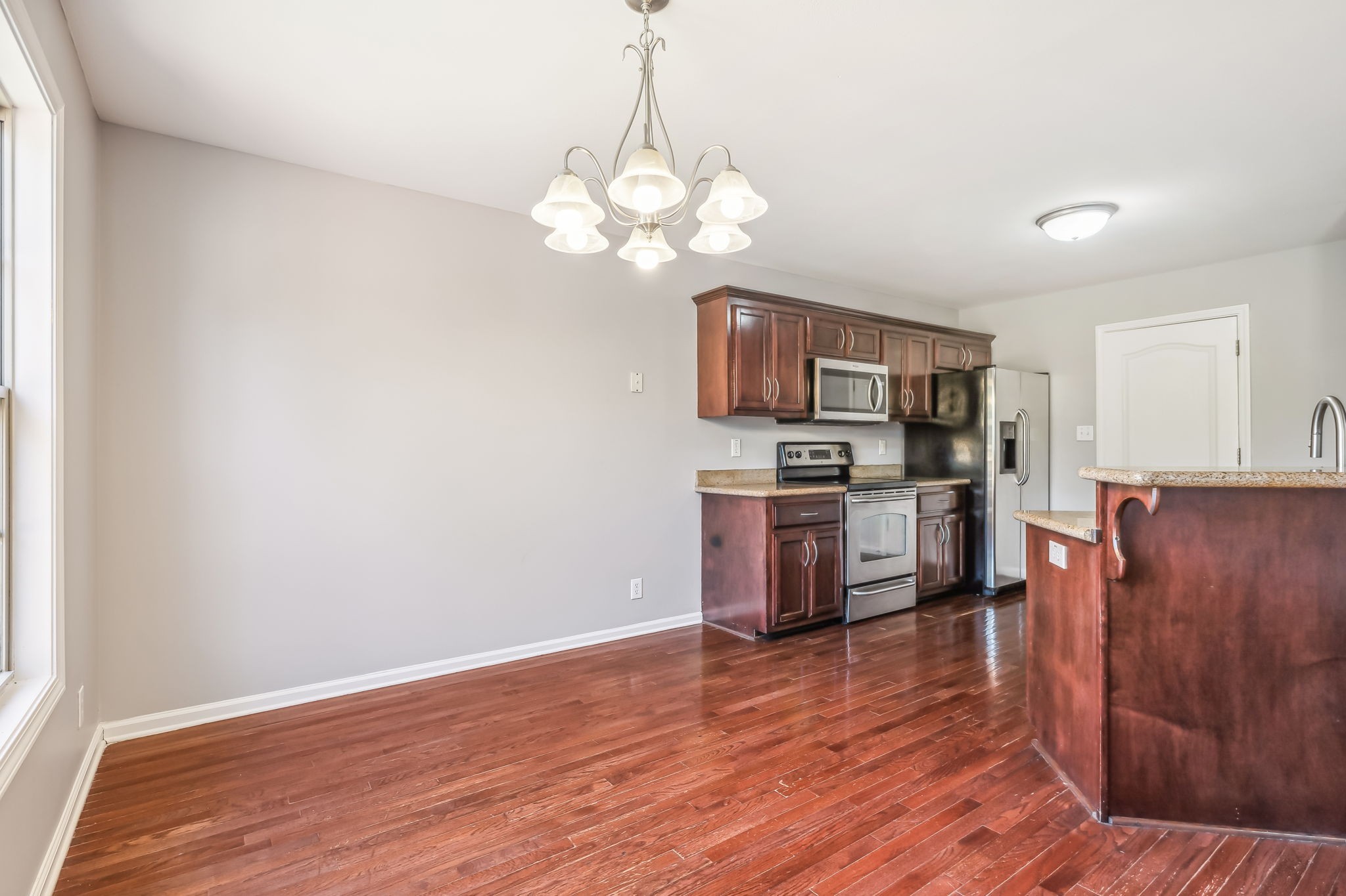3725 Nadia Dr