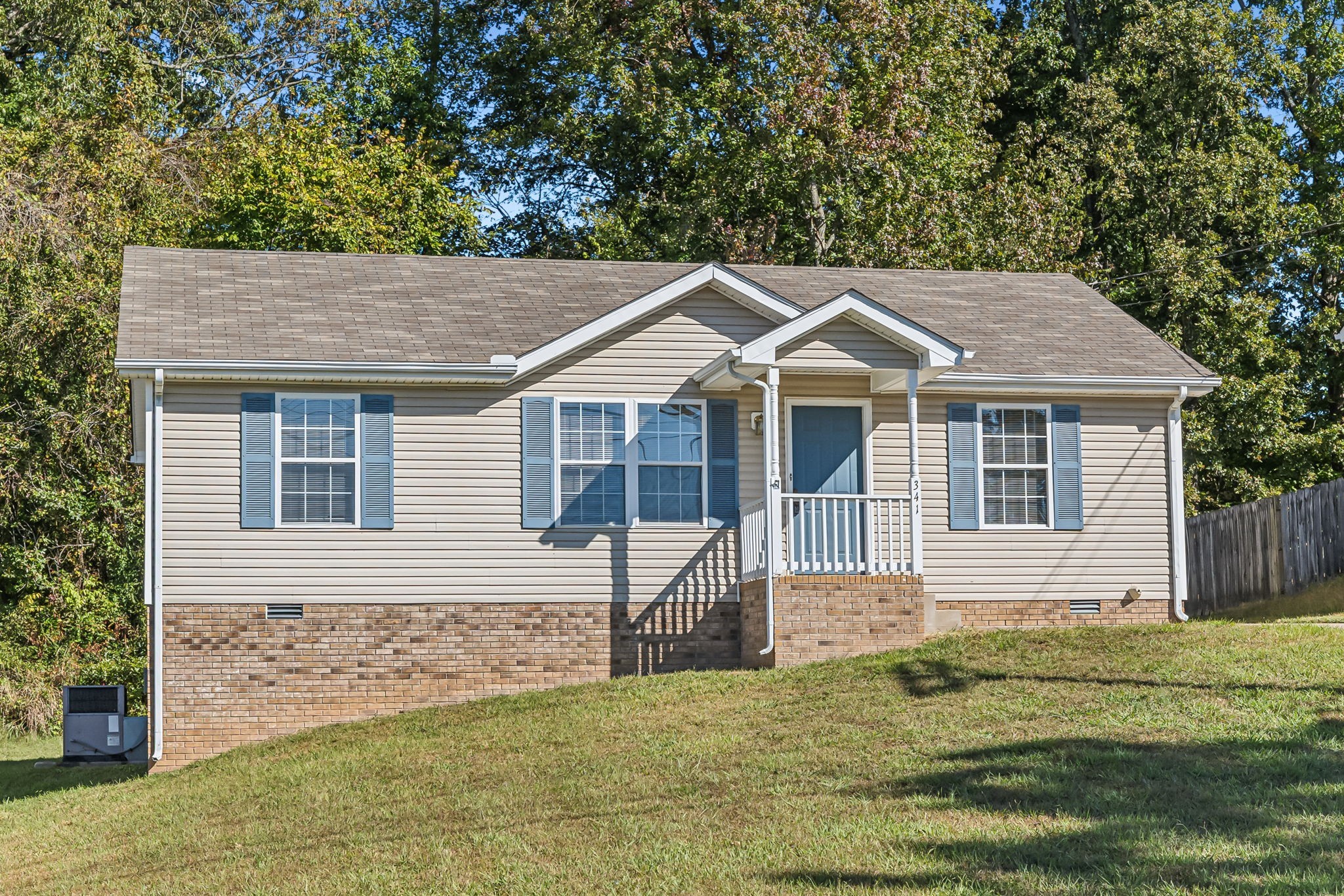 341 Donna Dr