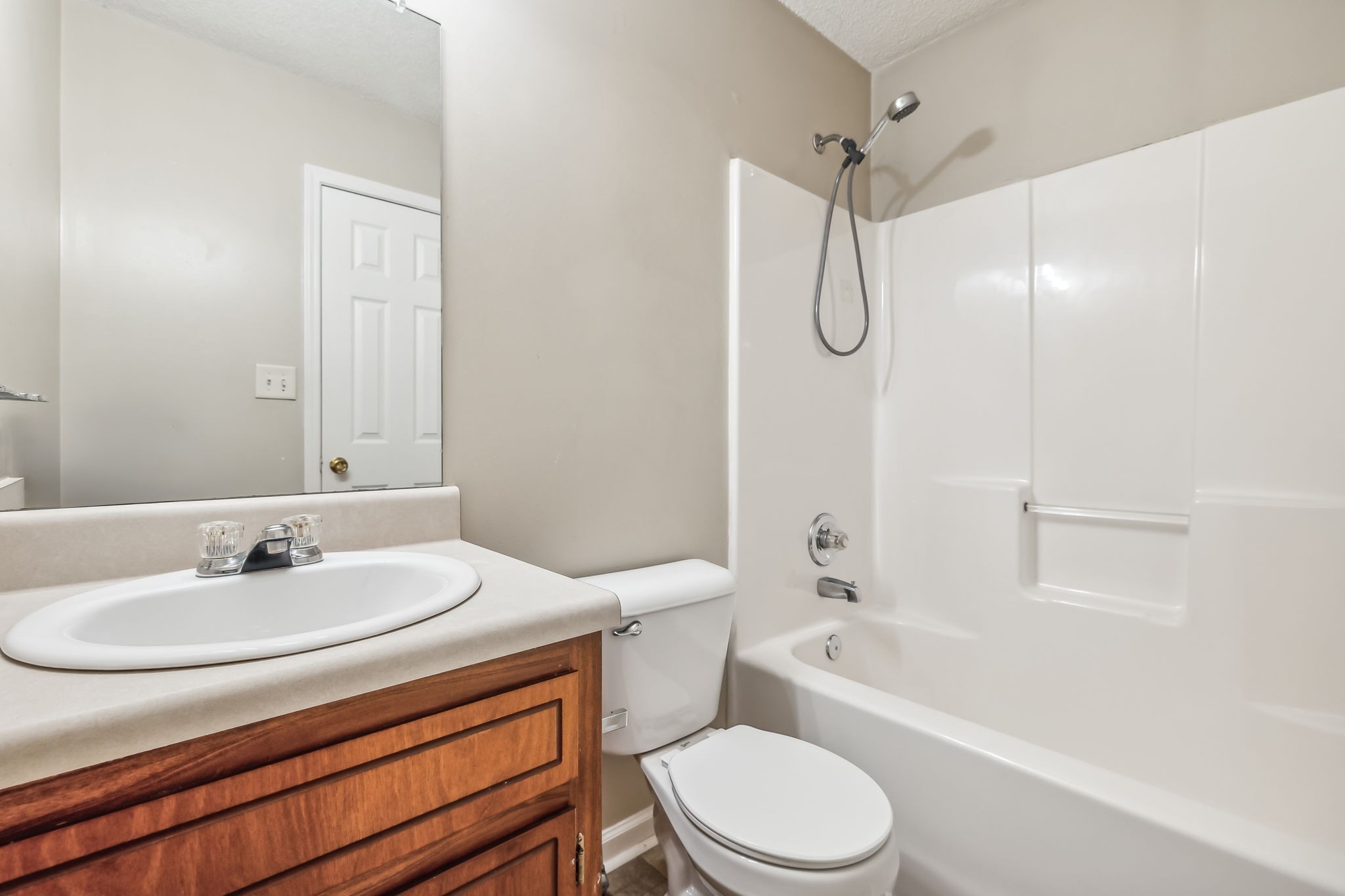 341 Donna Dr