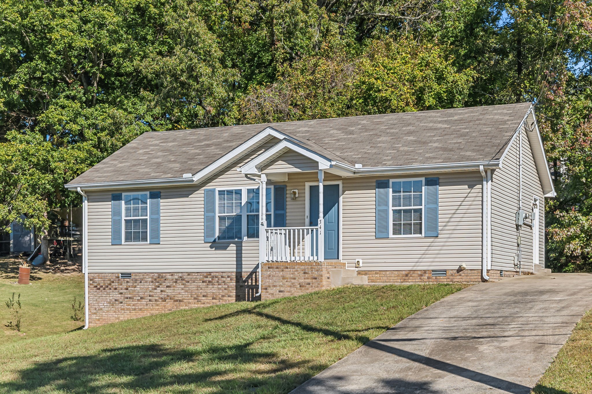 341 Donna Dr