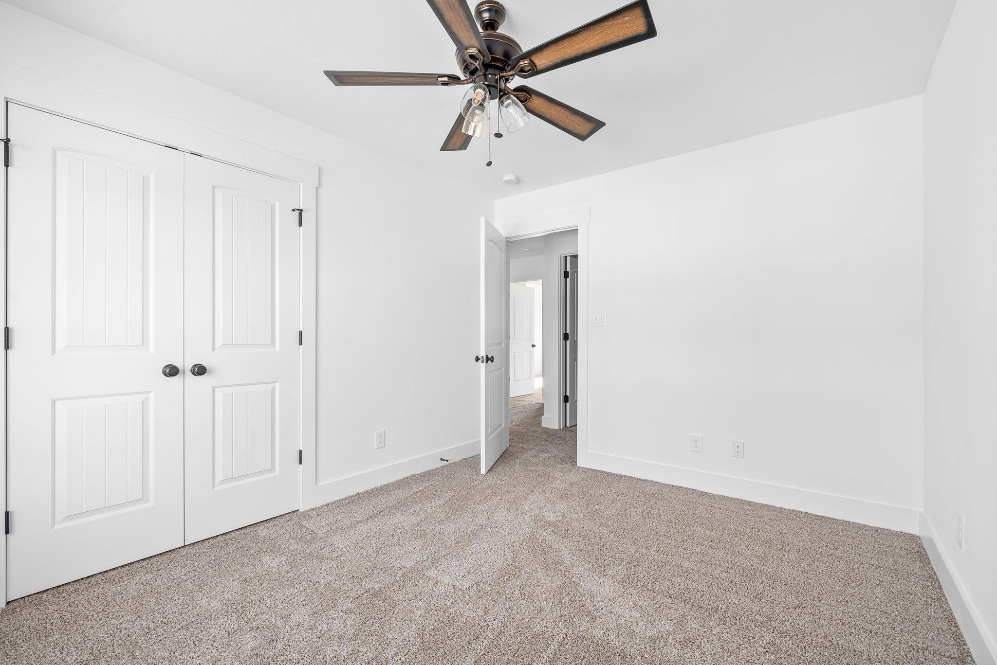 602 Eva Dr