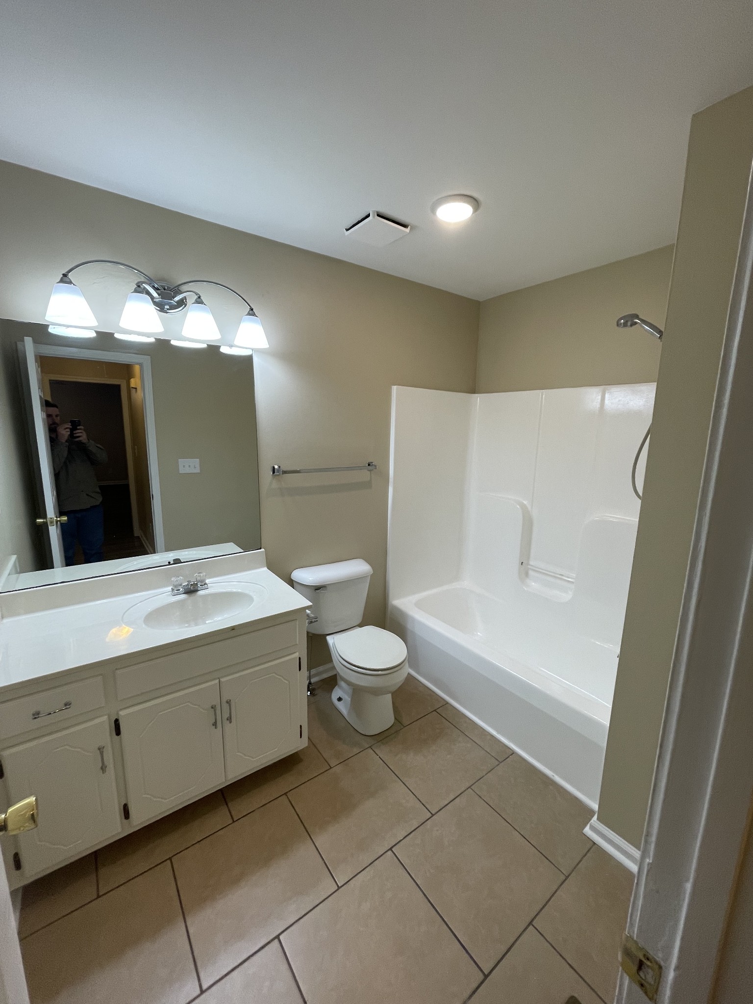 1889 Timberline Way