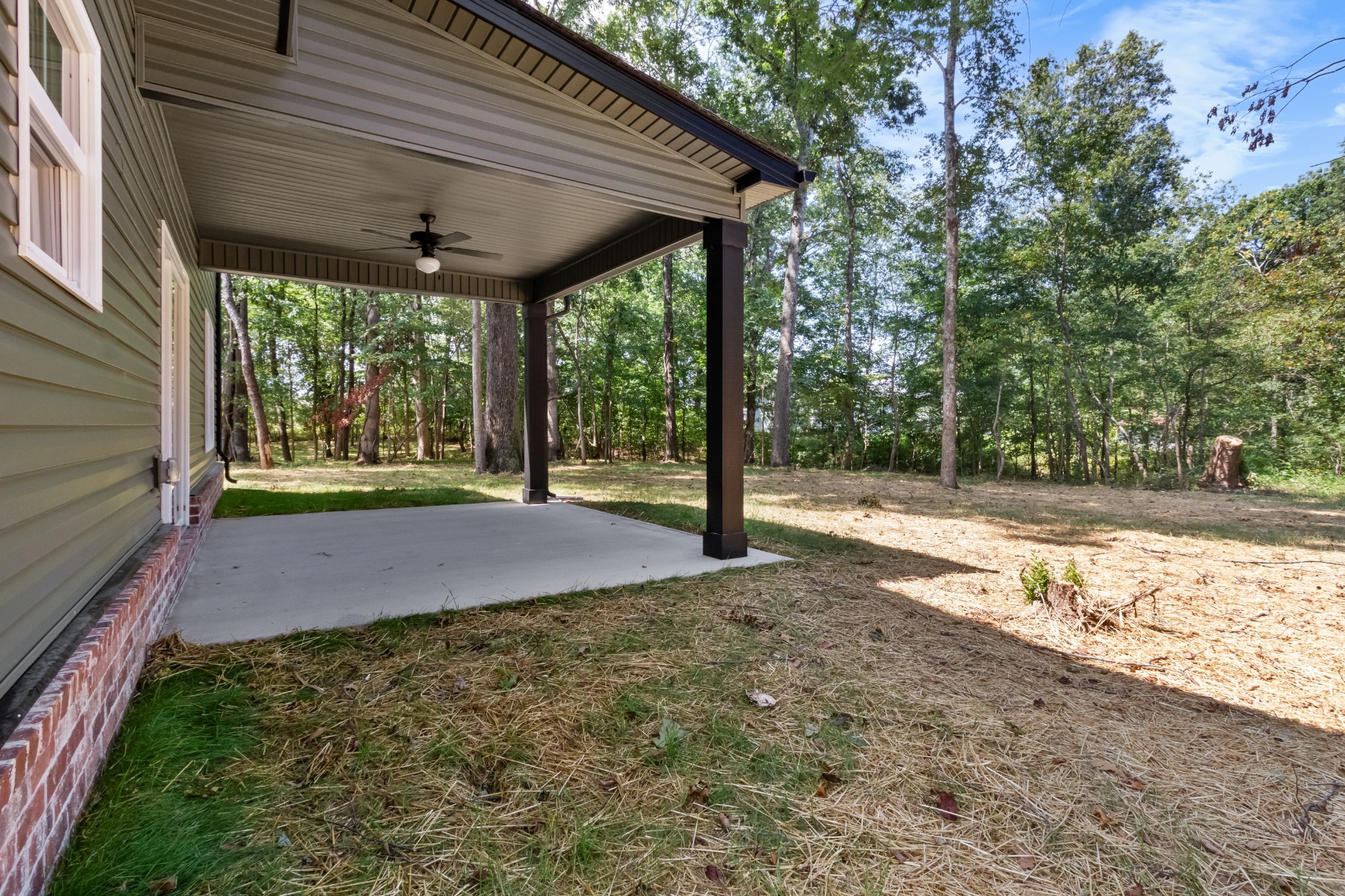 216 Lewis Grant Rd