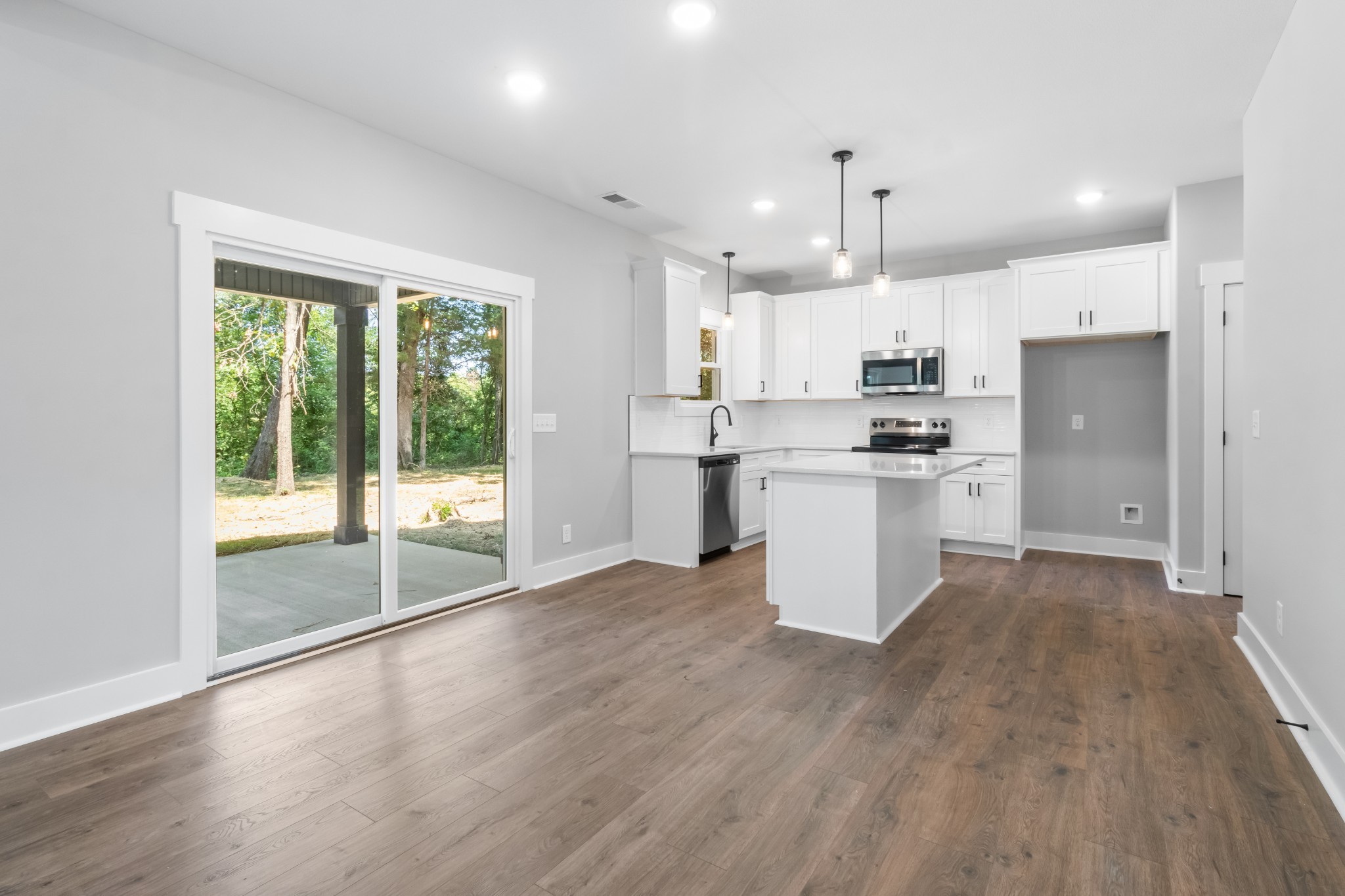 216 Lewis Grant Rd