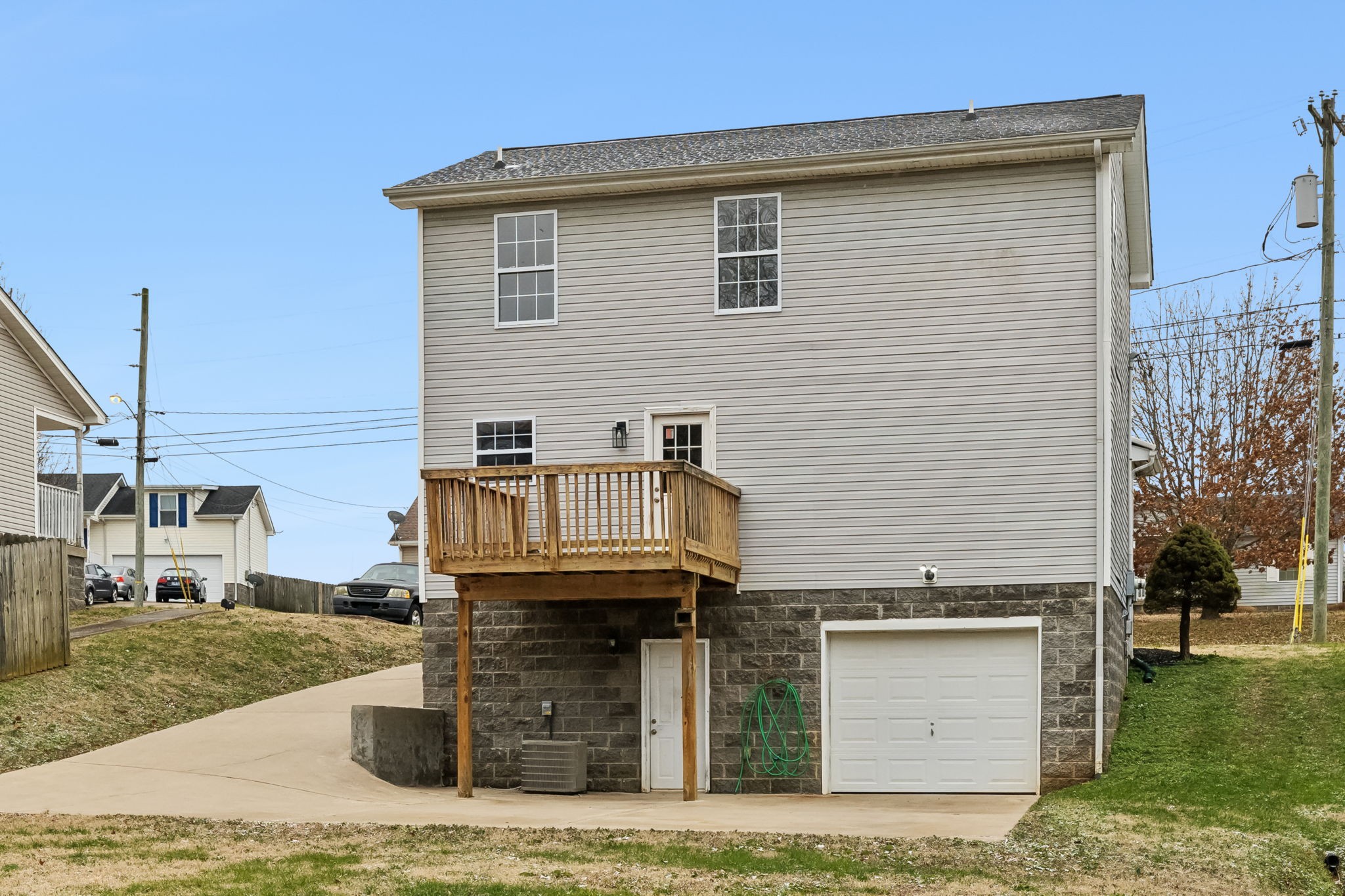 223 Senator Dr