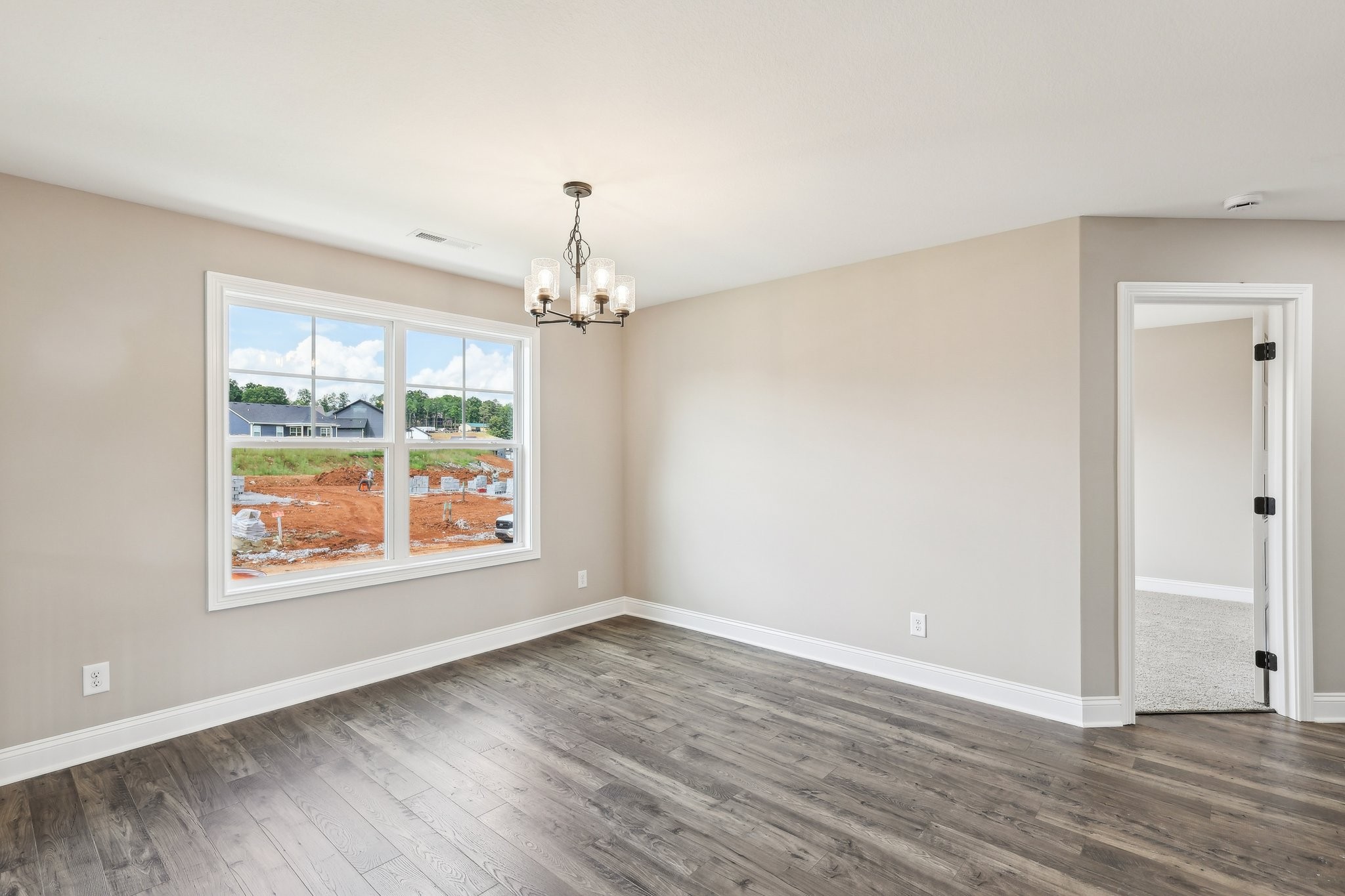 147 Cardinal Creek