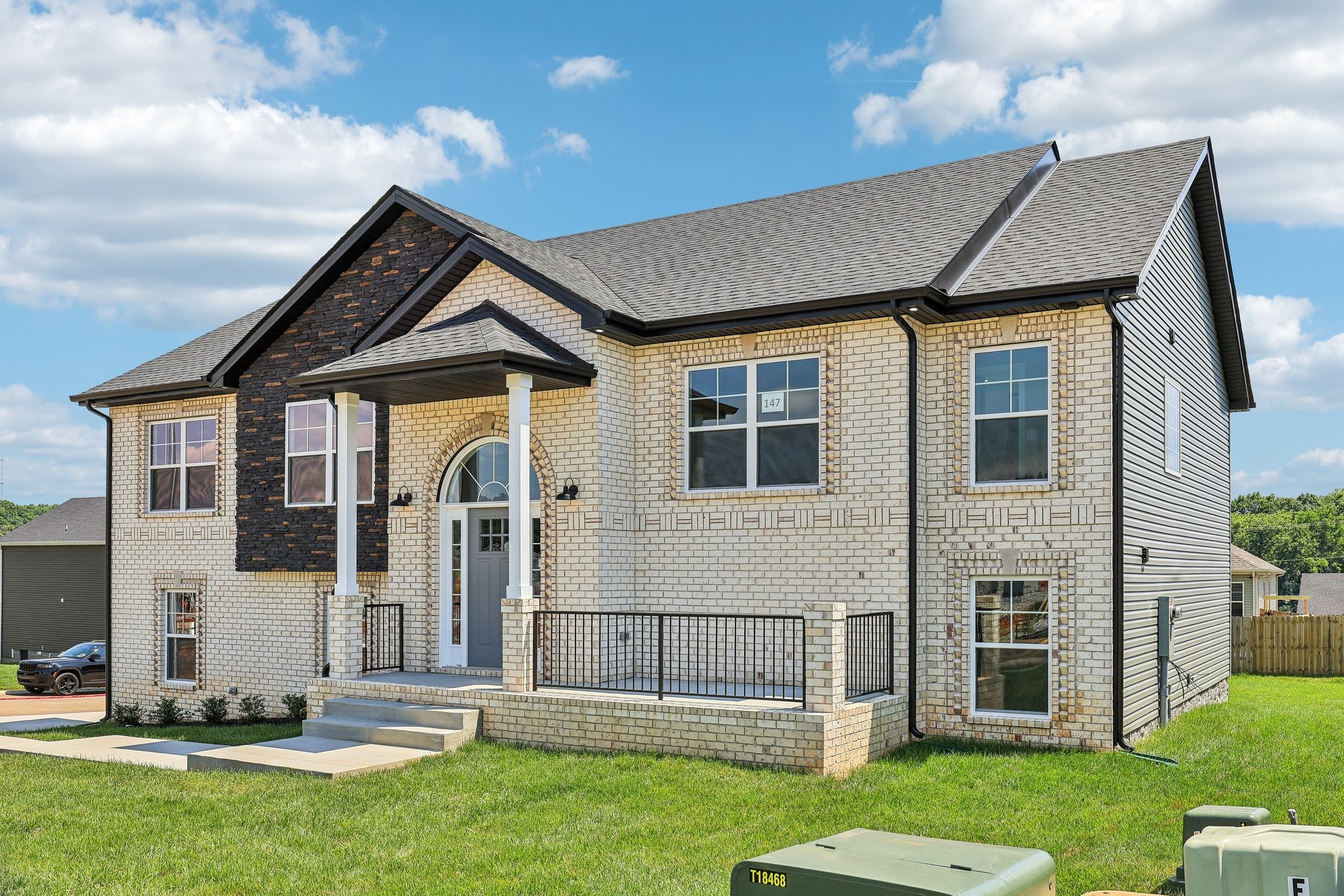 147 Cardinal Creek