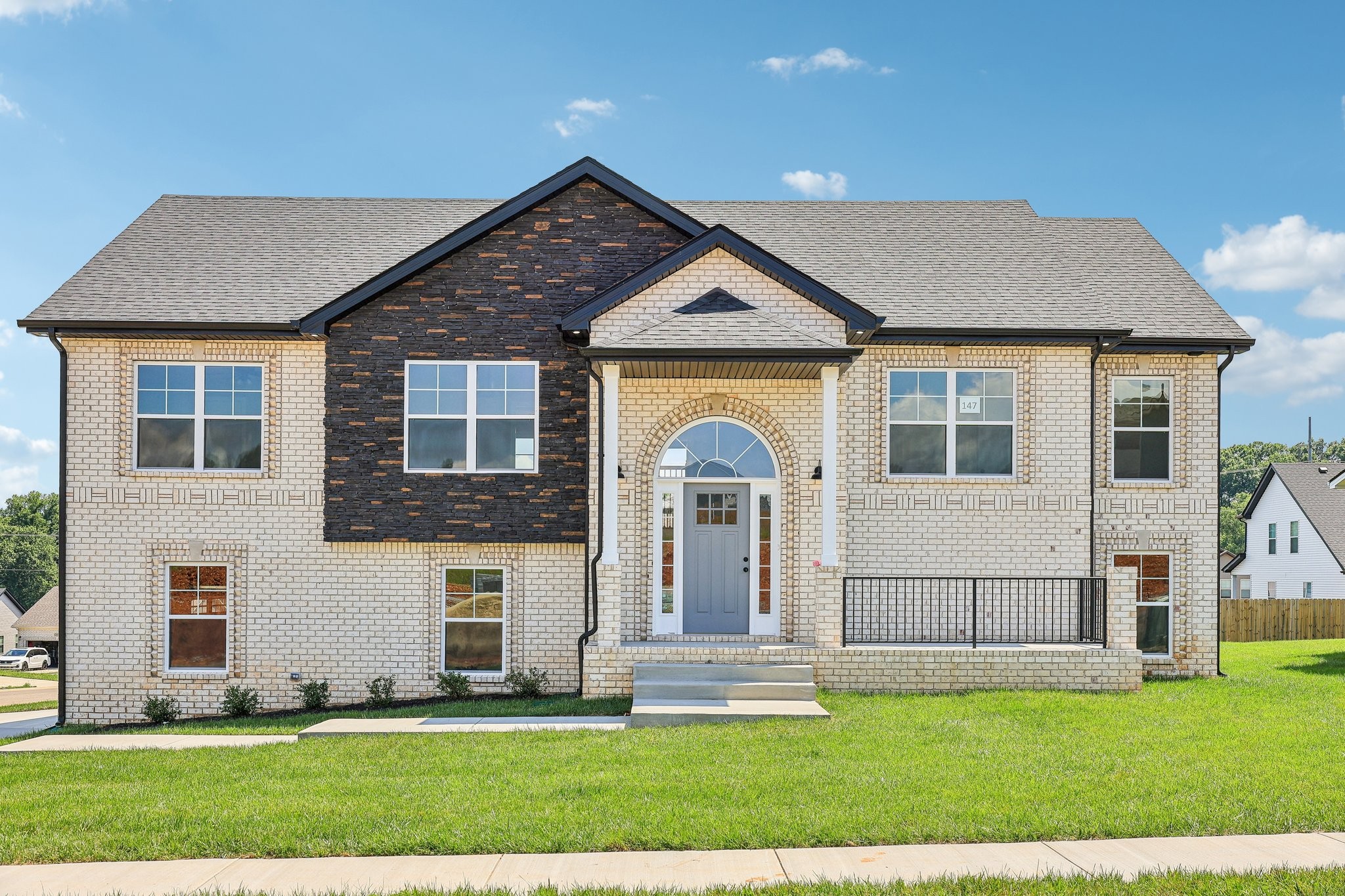 147 Cardinal Creek