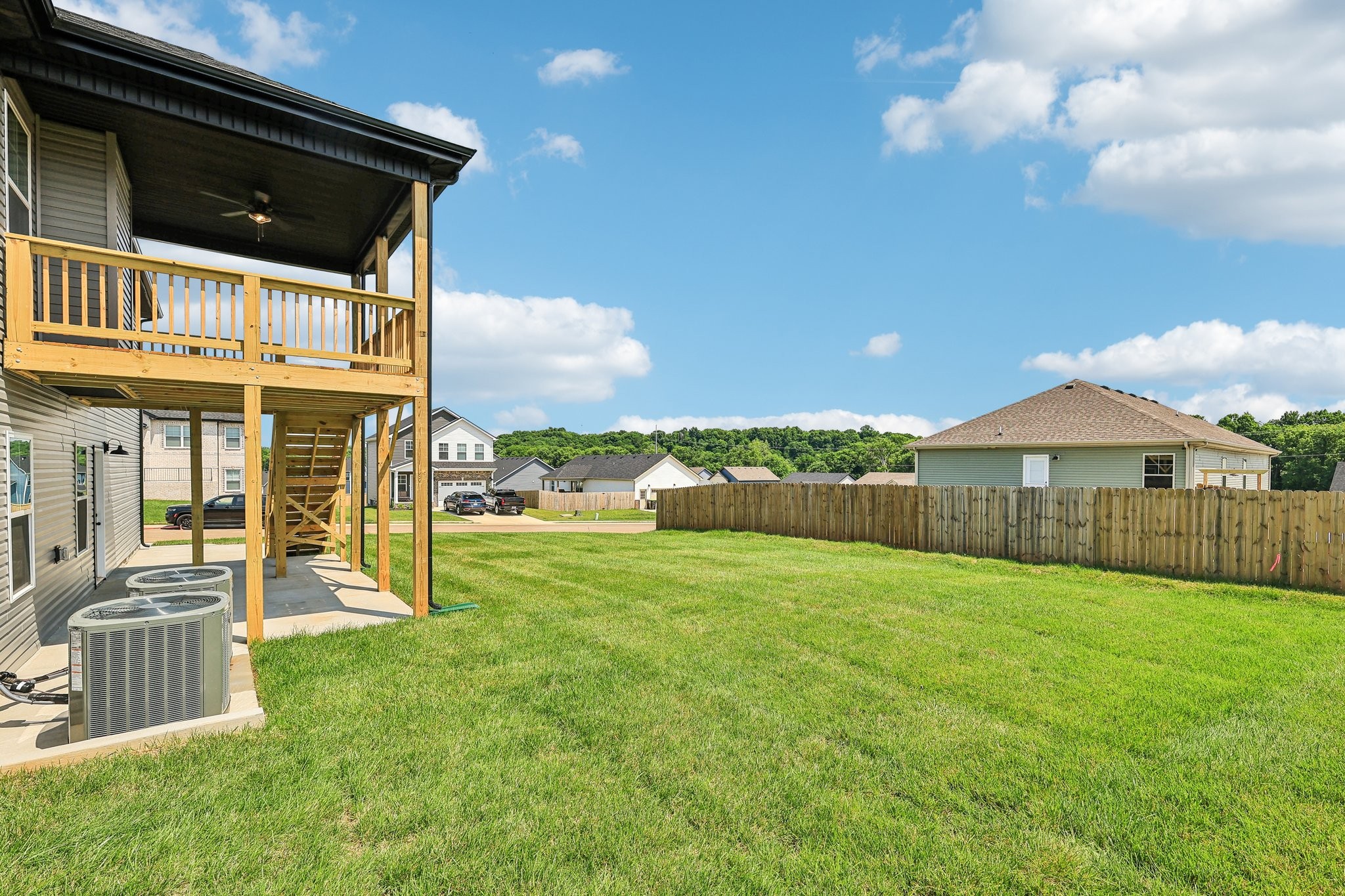 147 Cardinal Creek