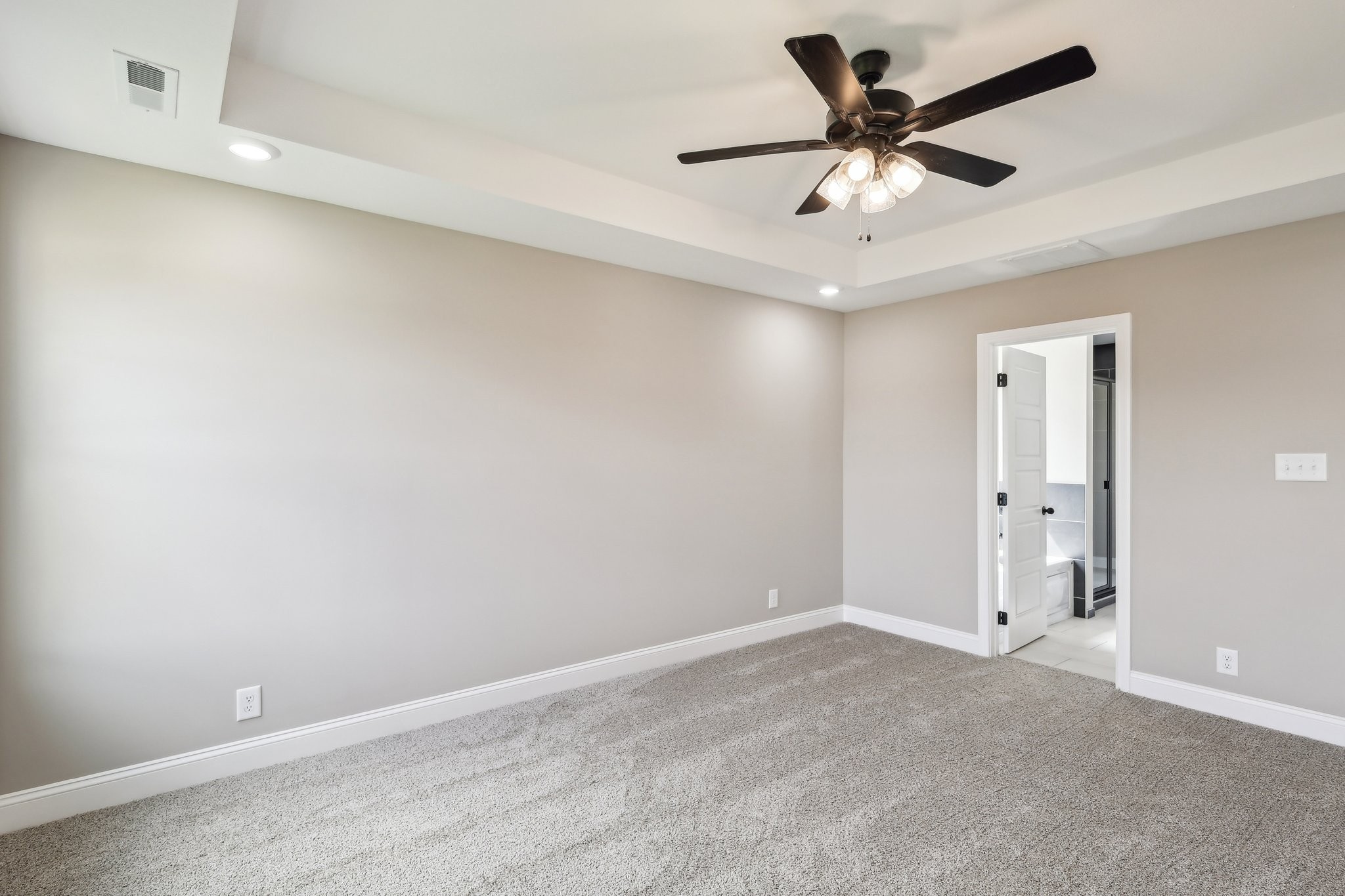 147 Cardinal Creek