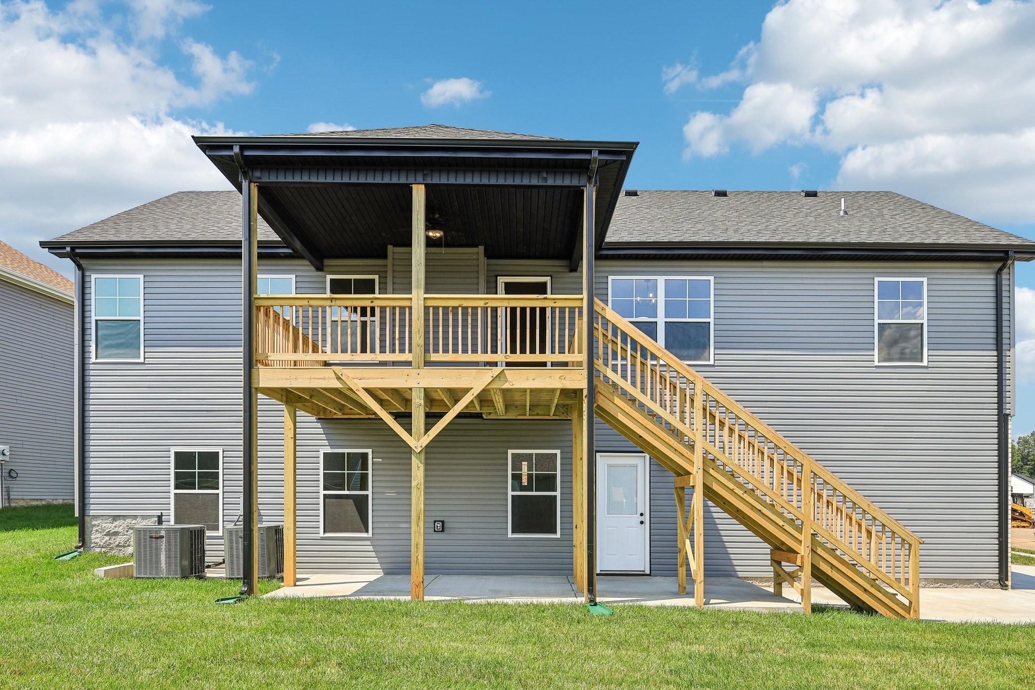 147 Cardinal Creek