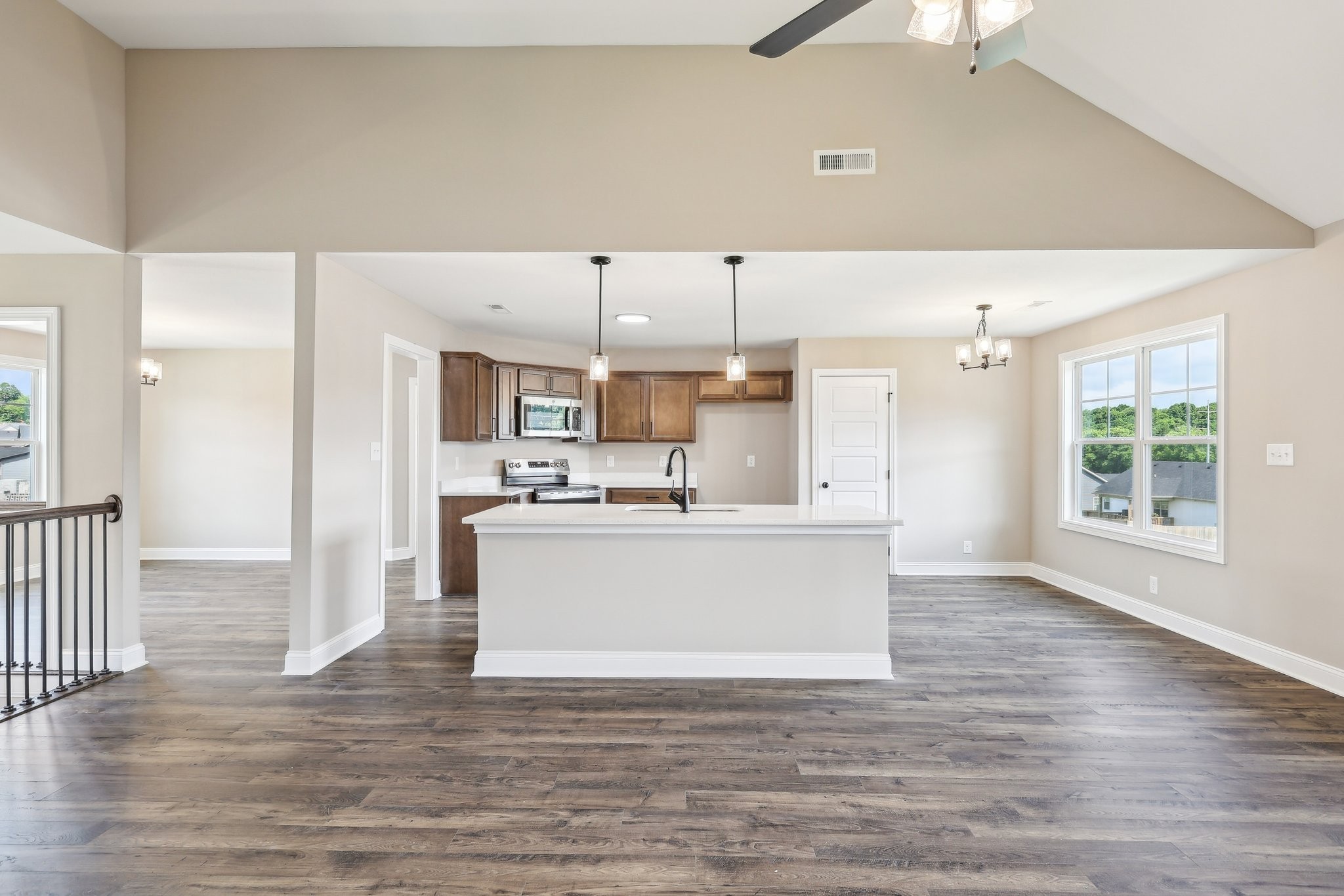 147 Cardinal Creek