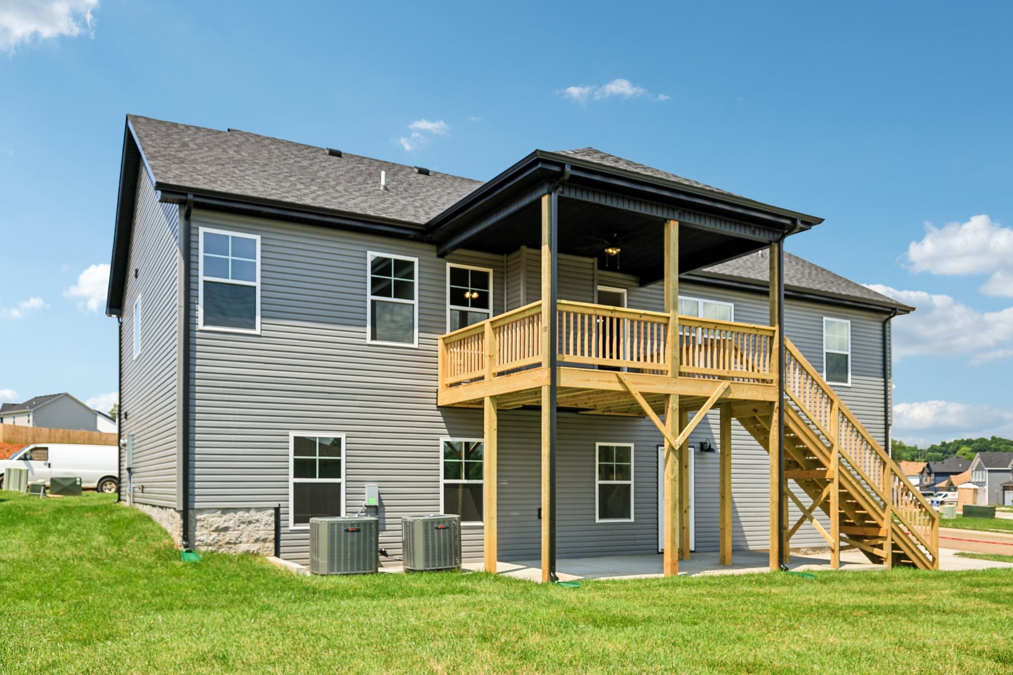 147 Cardinal Creek