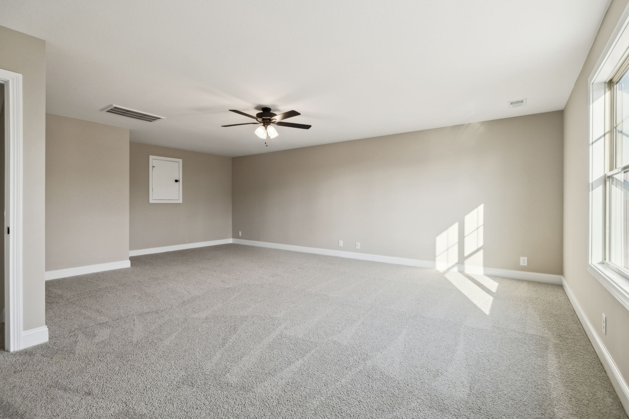 105 Roadrunner Ct