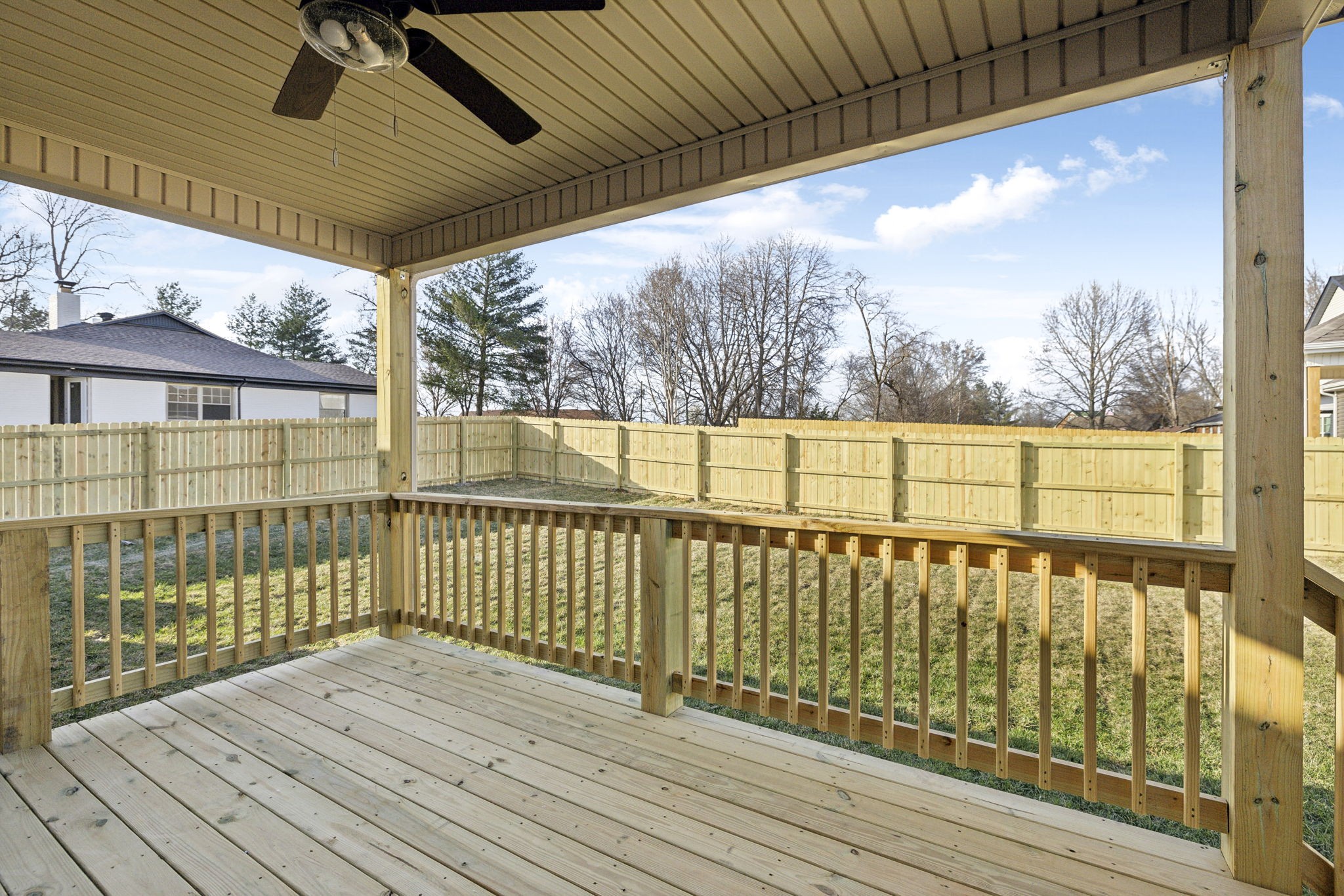 105 Roadrunner Ct