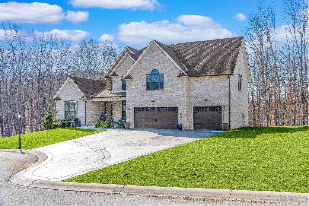 291 Allie Kat Way