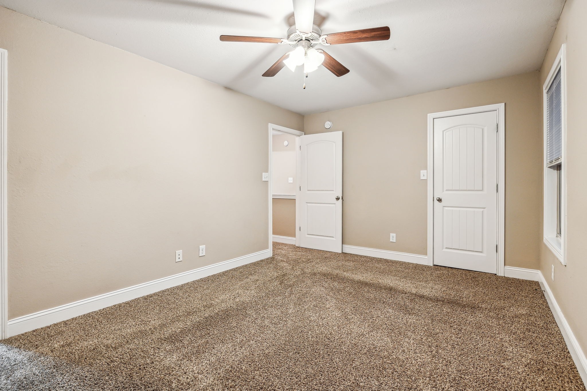 1709 Manning Dr