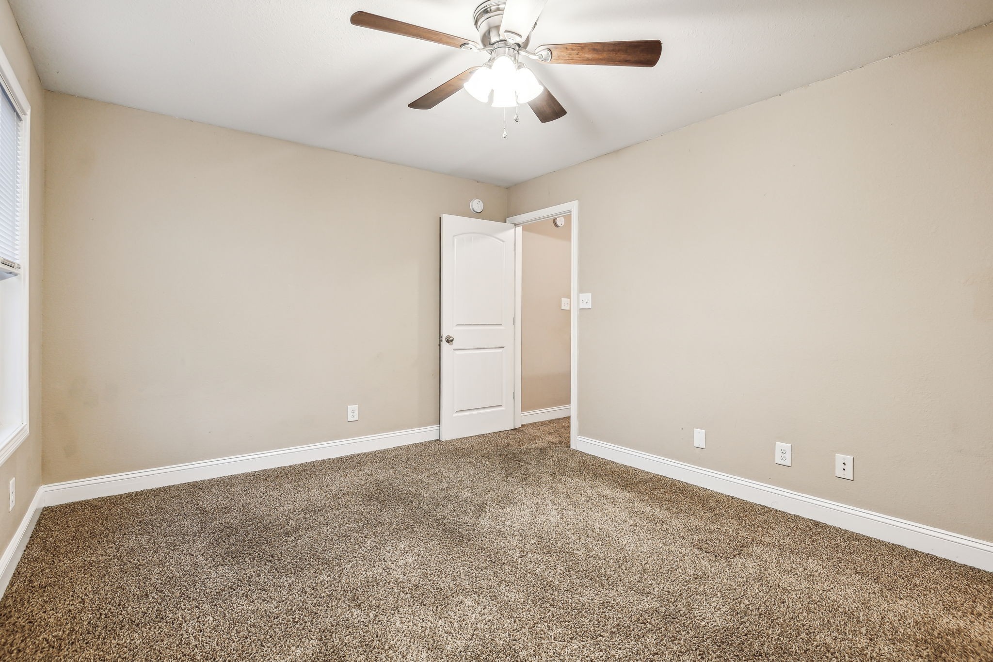 1709 Manning Dr