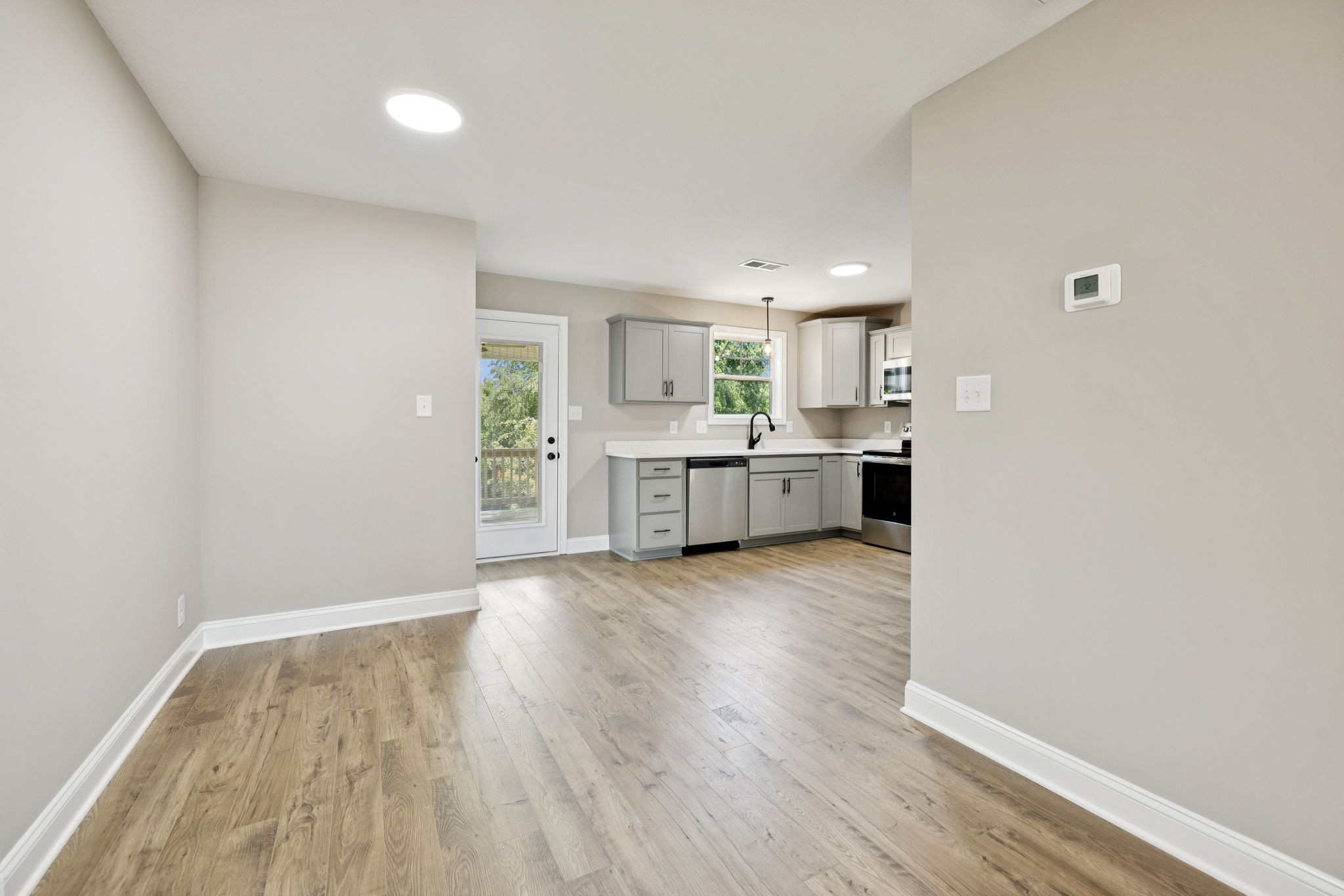 1304 Racker Dr