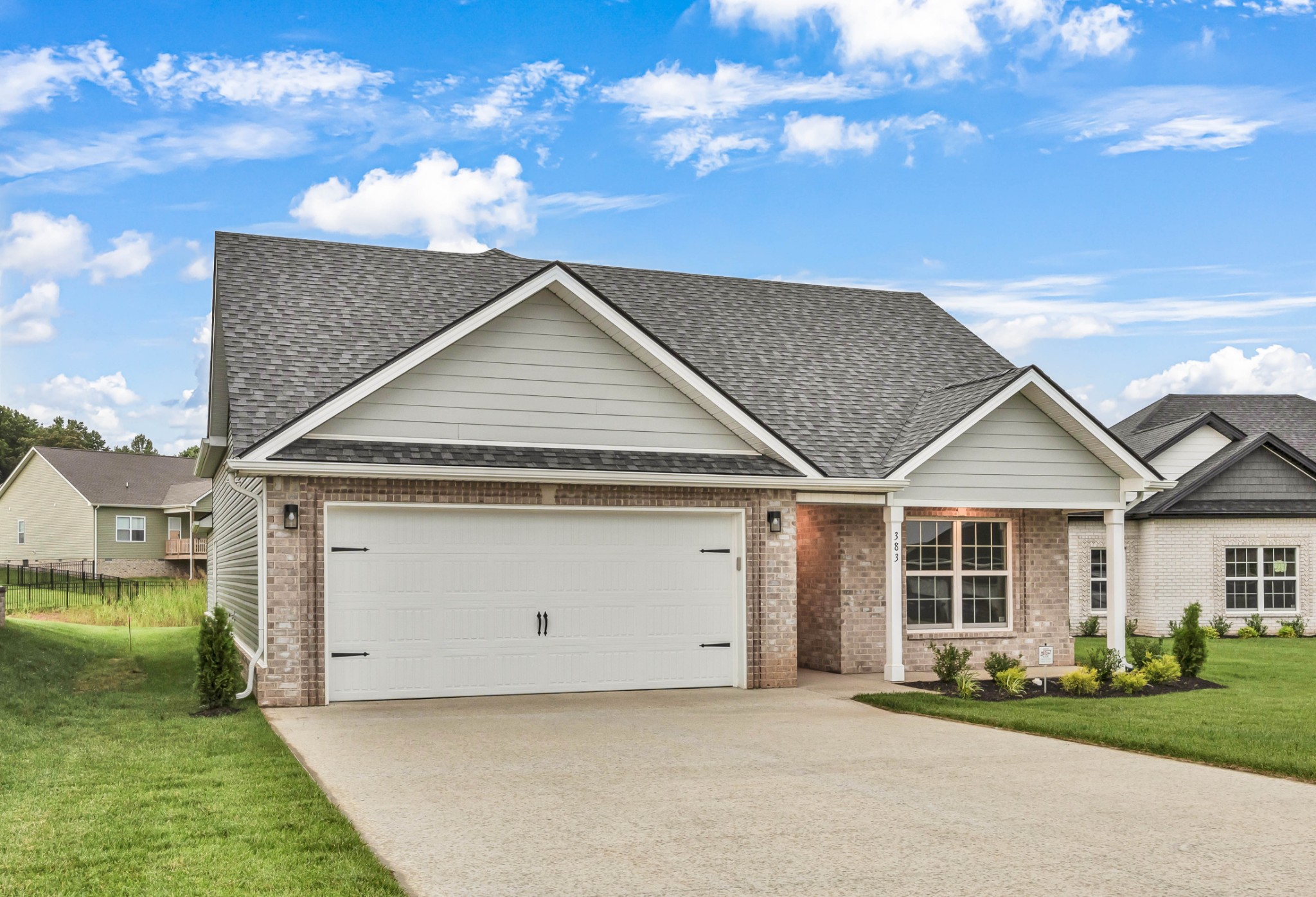 383 Kingland Ln