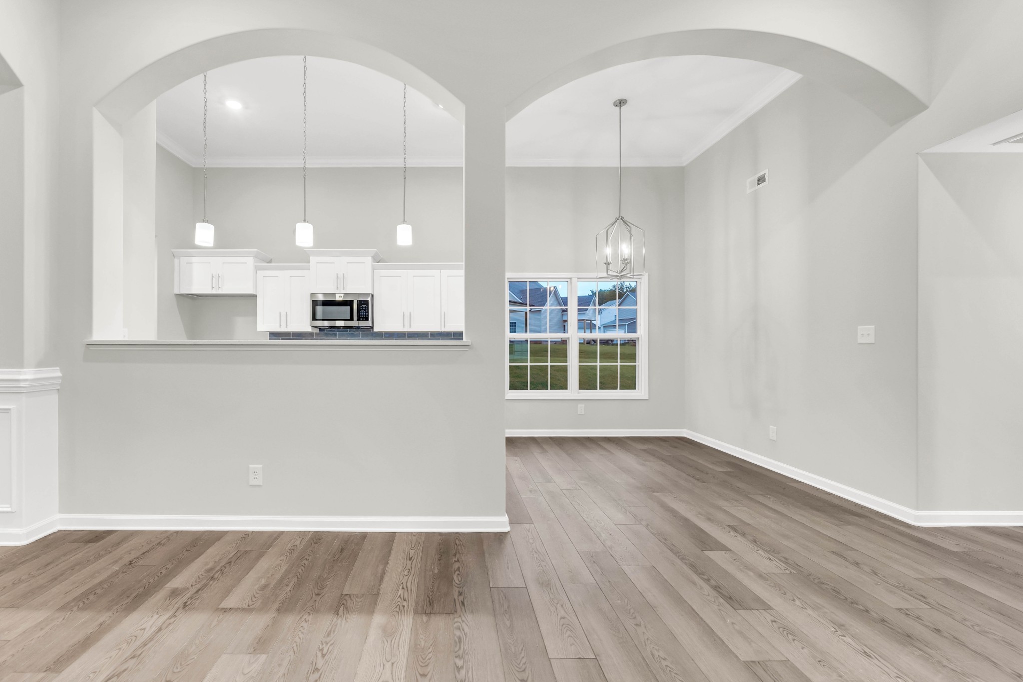 383 Kingland Ln