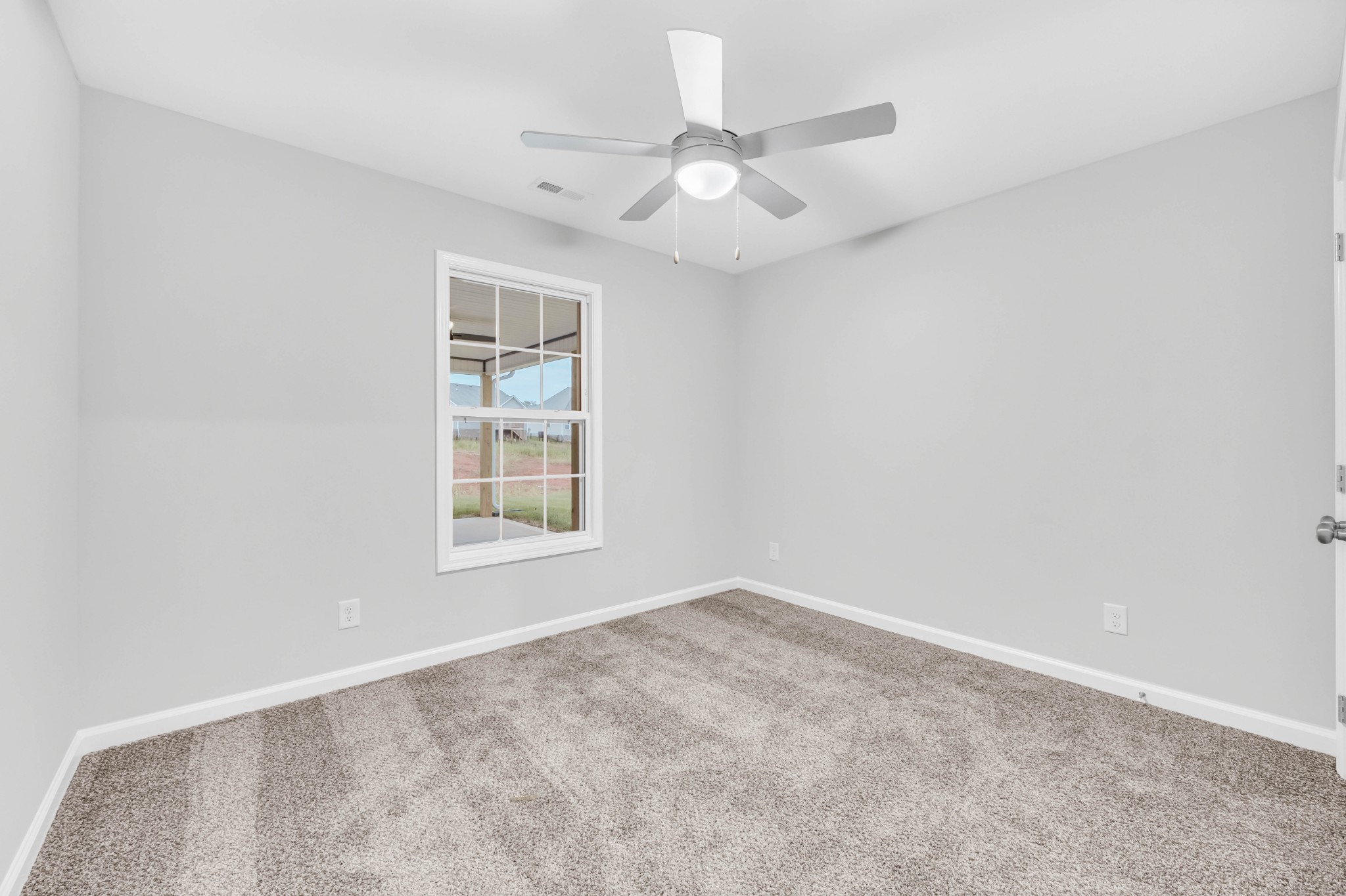 383 Kingland Ln