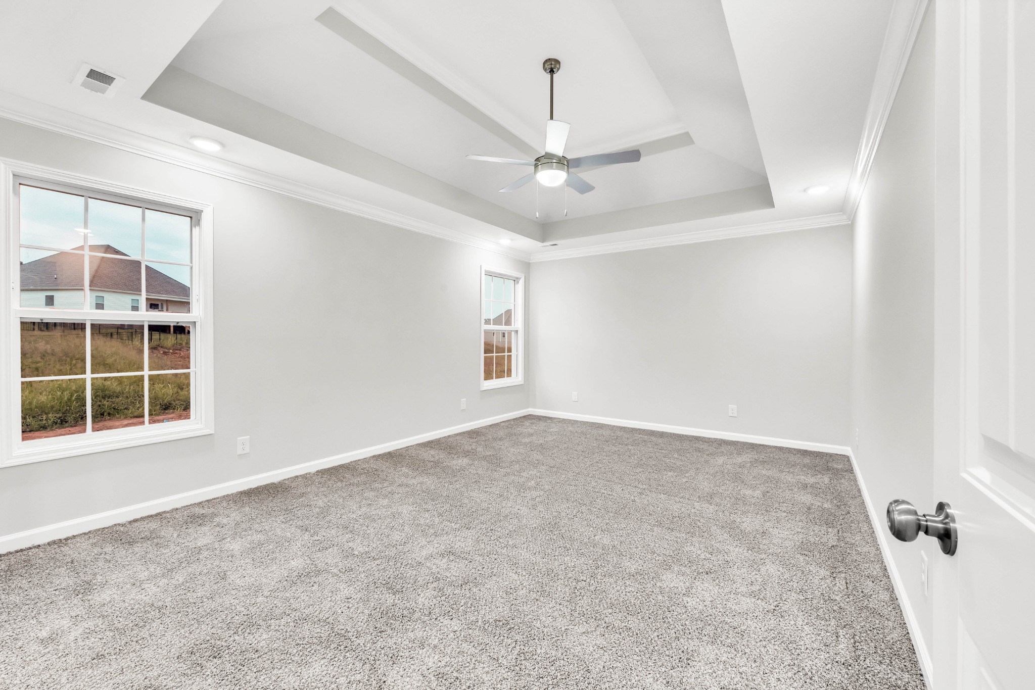 383 Kingland Ln