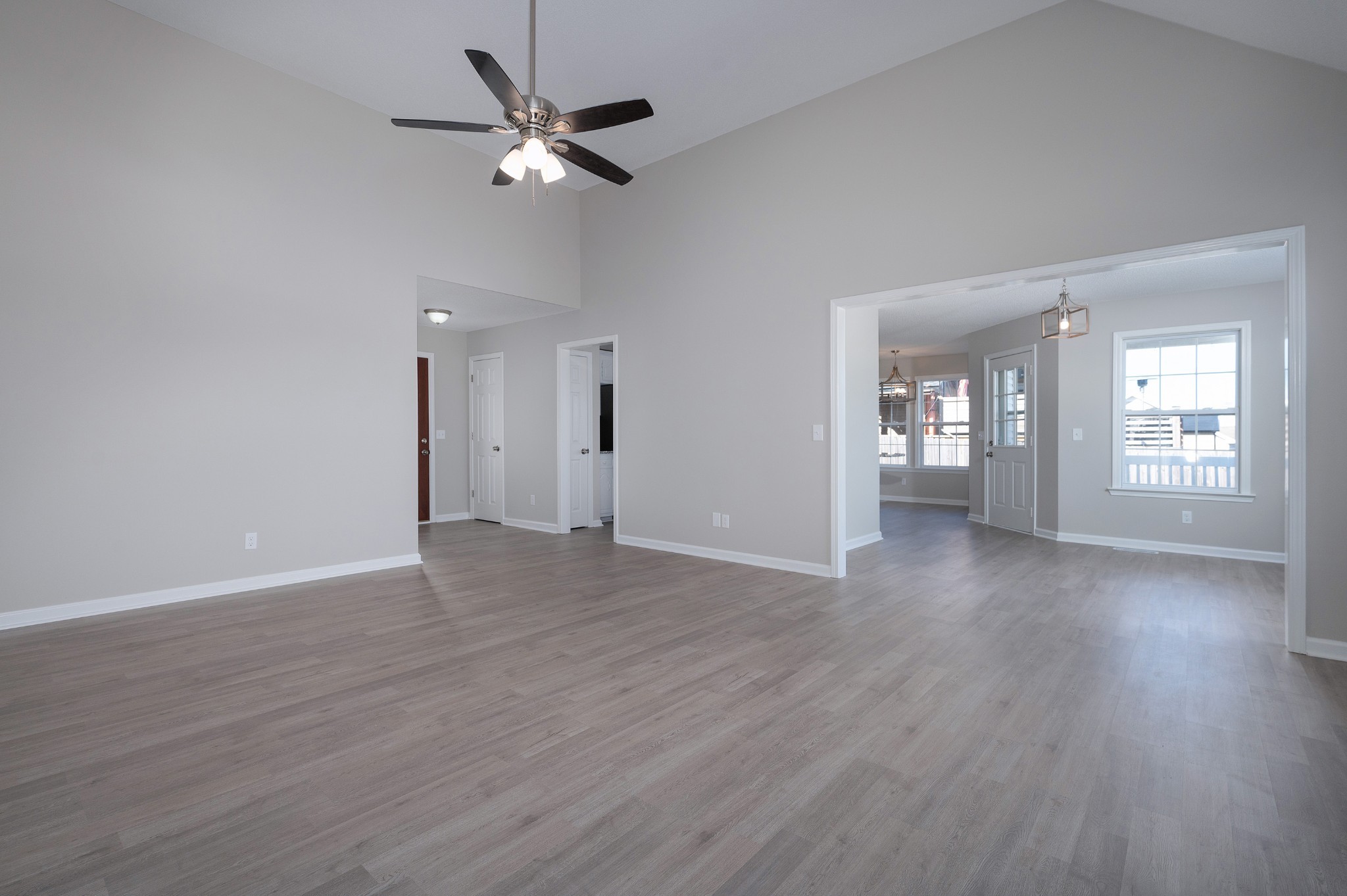 3505 Torrington Ln