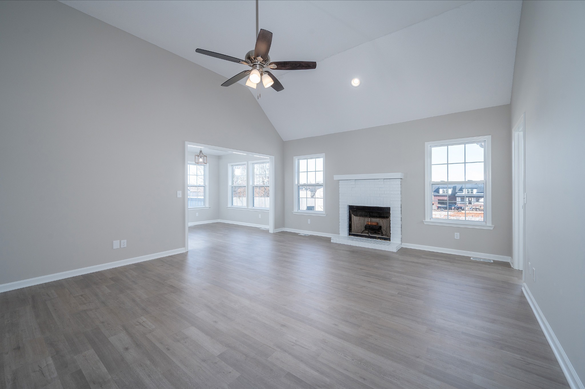 3505 Torrington Ln