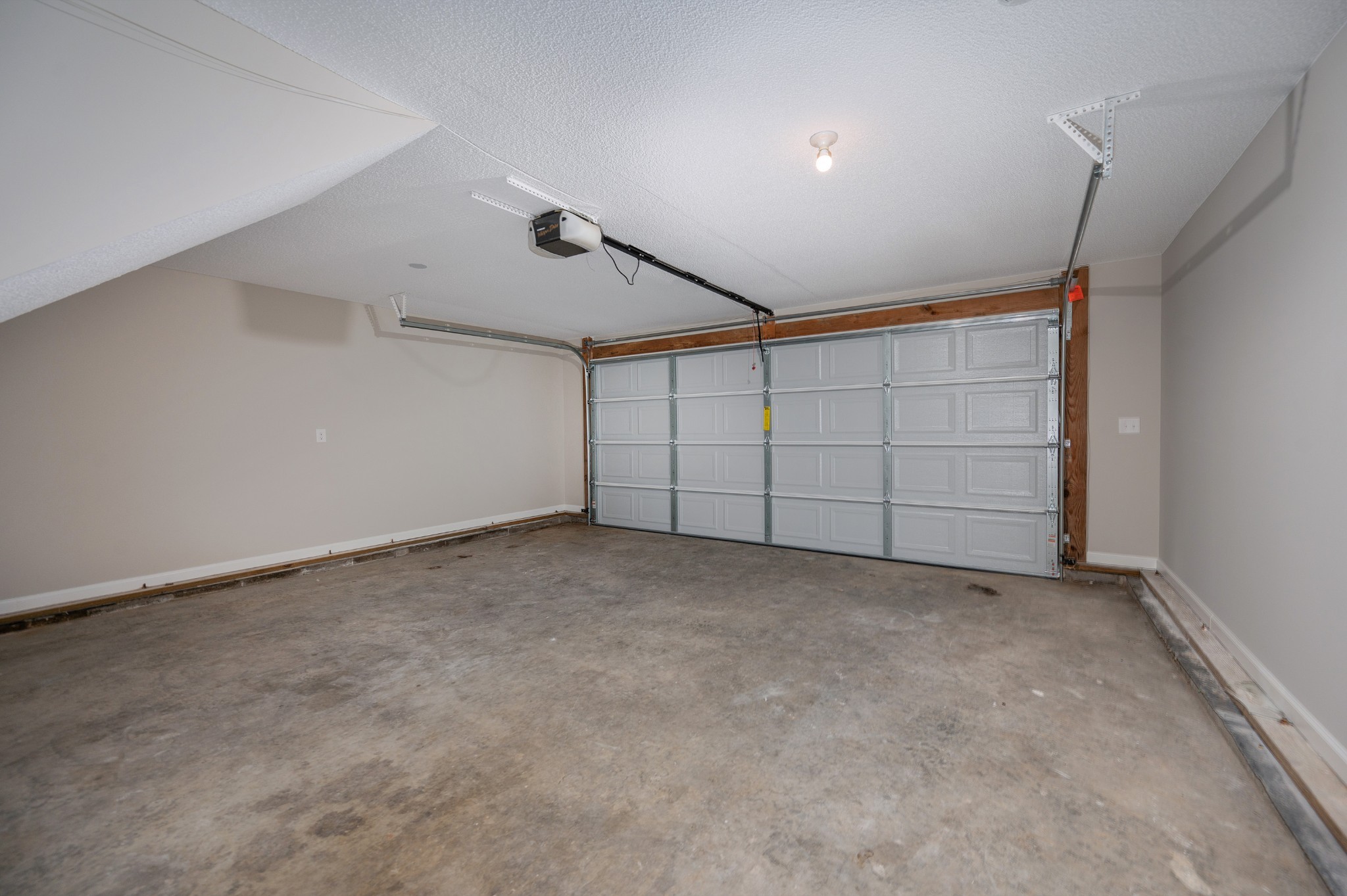 3505 Torrington Ln