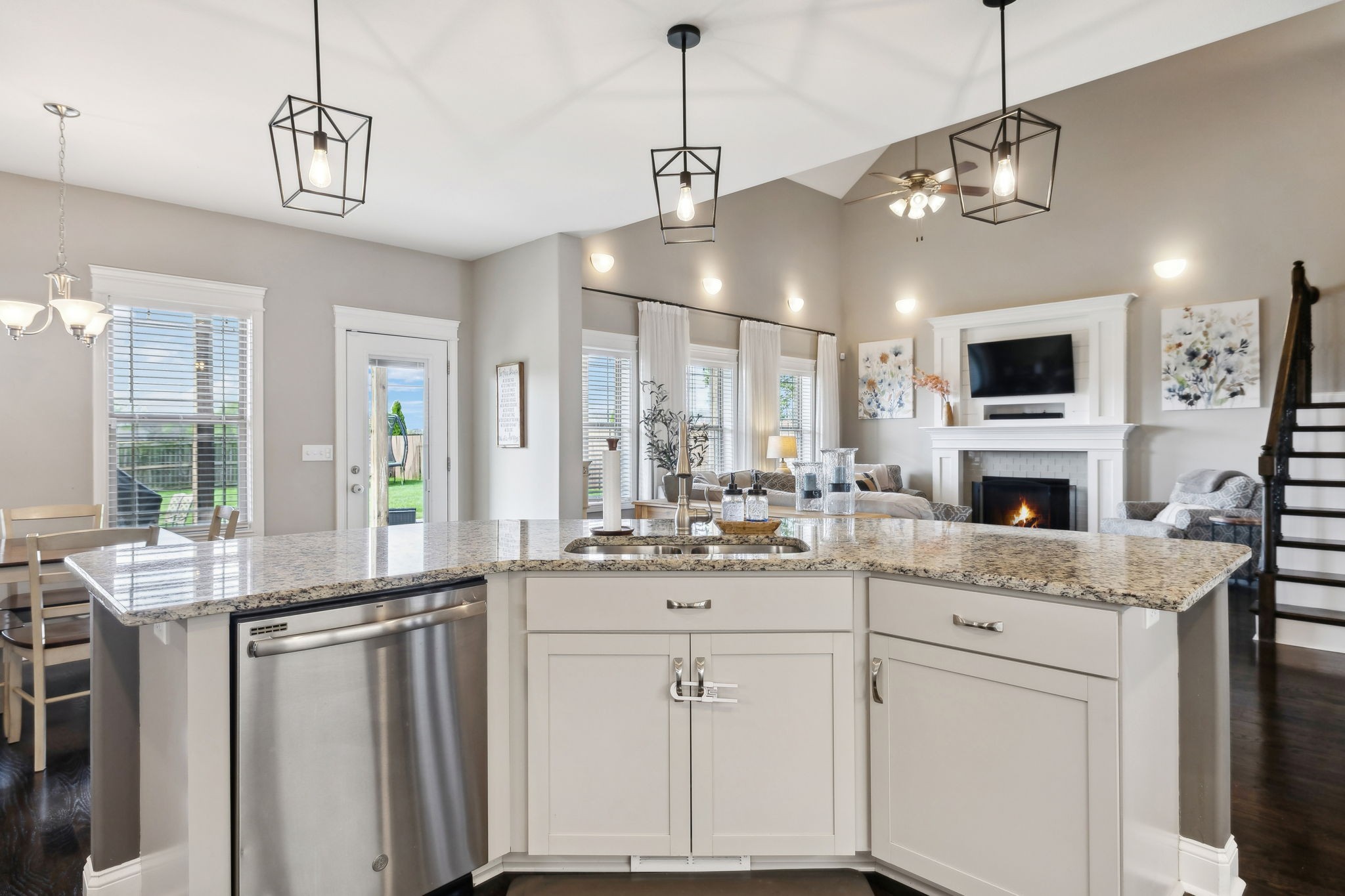 256 Fantasia Way