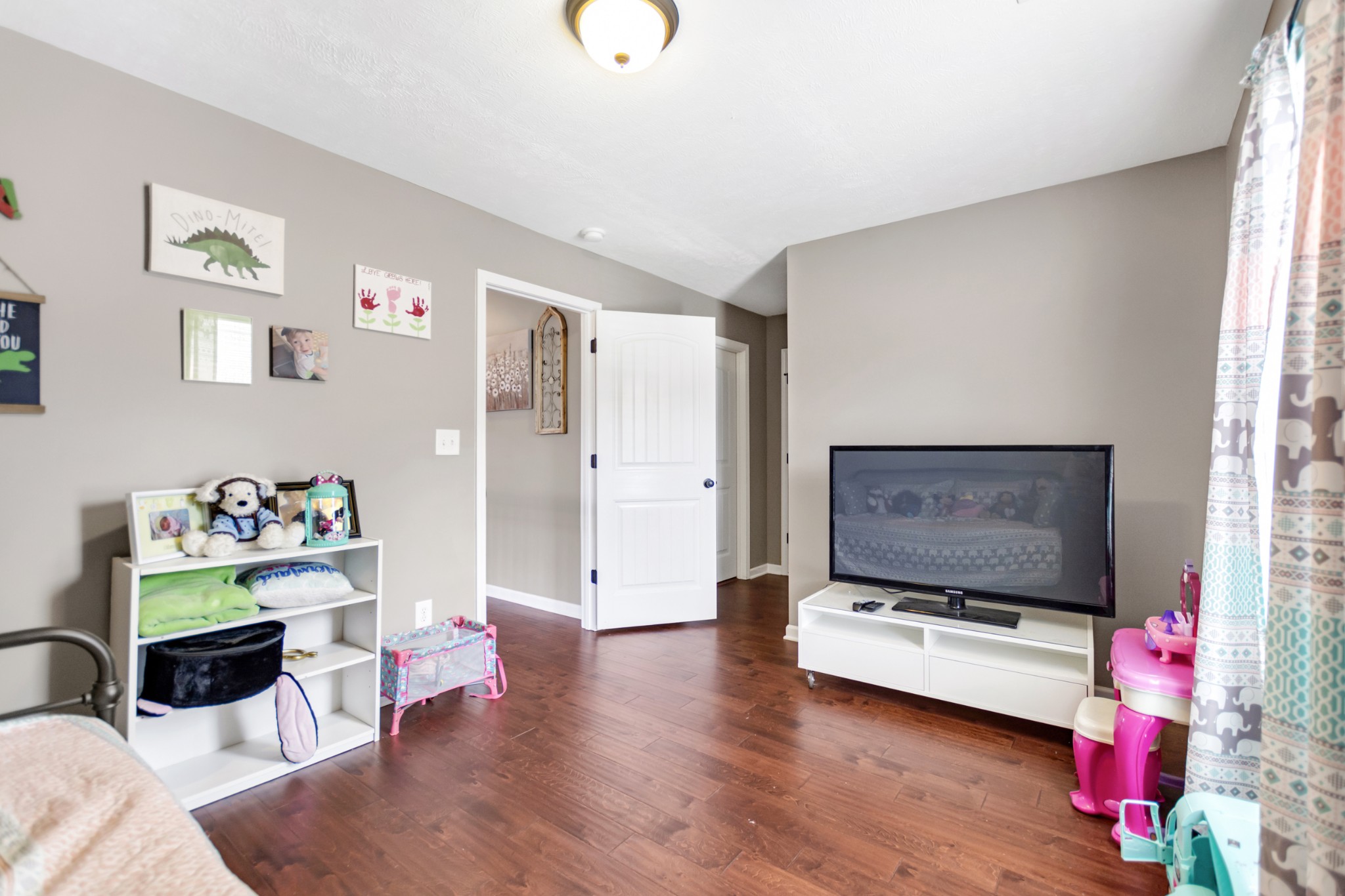 974 Terraceside Cir