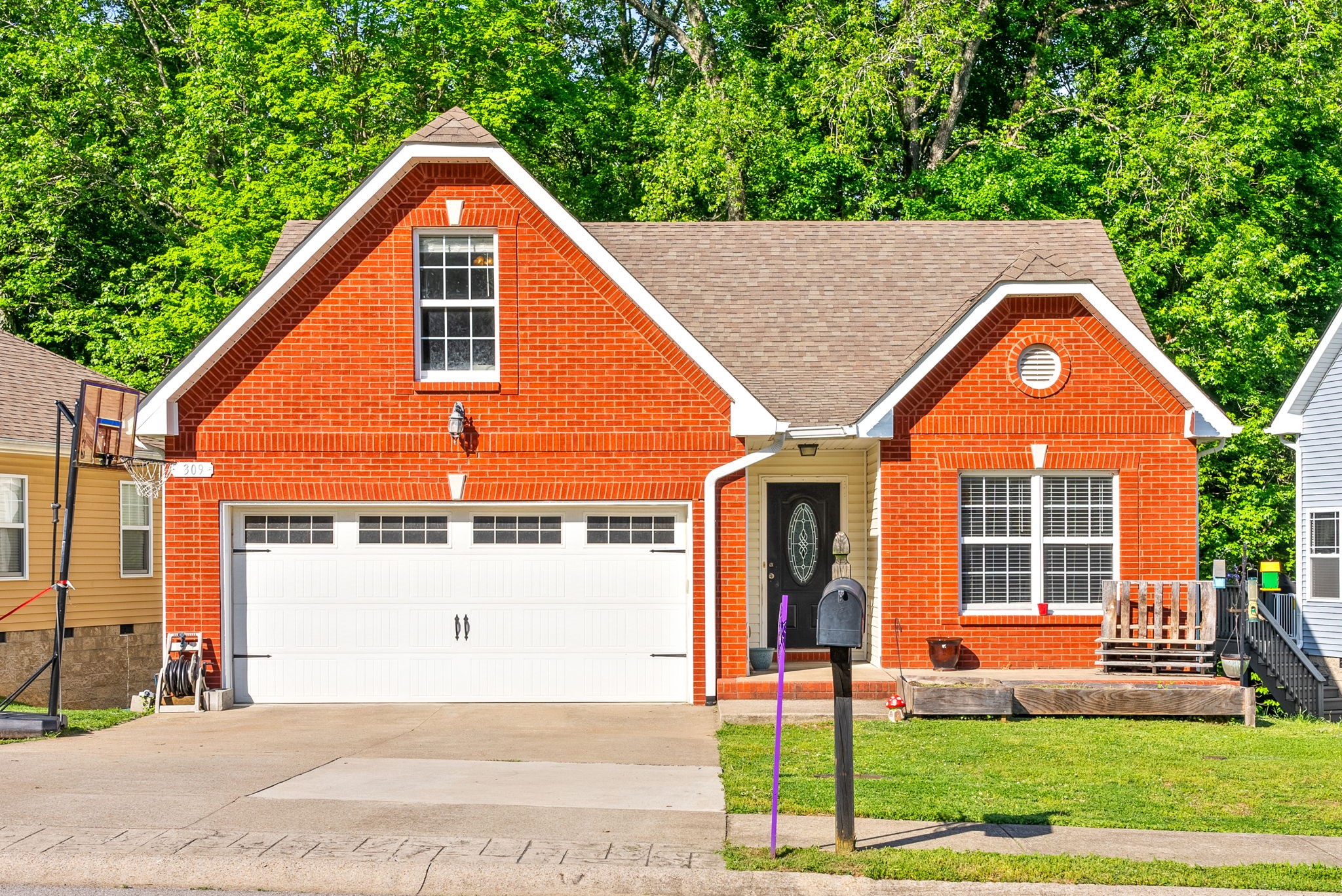 309 David Dr