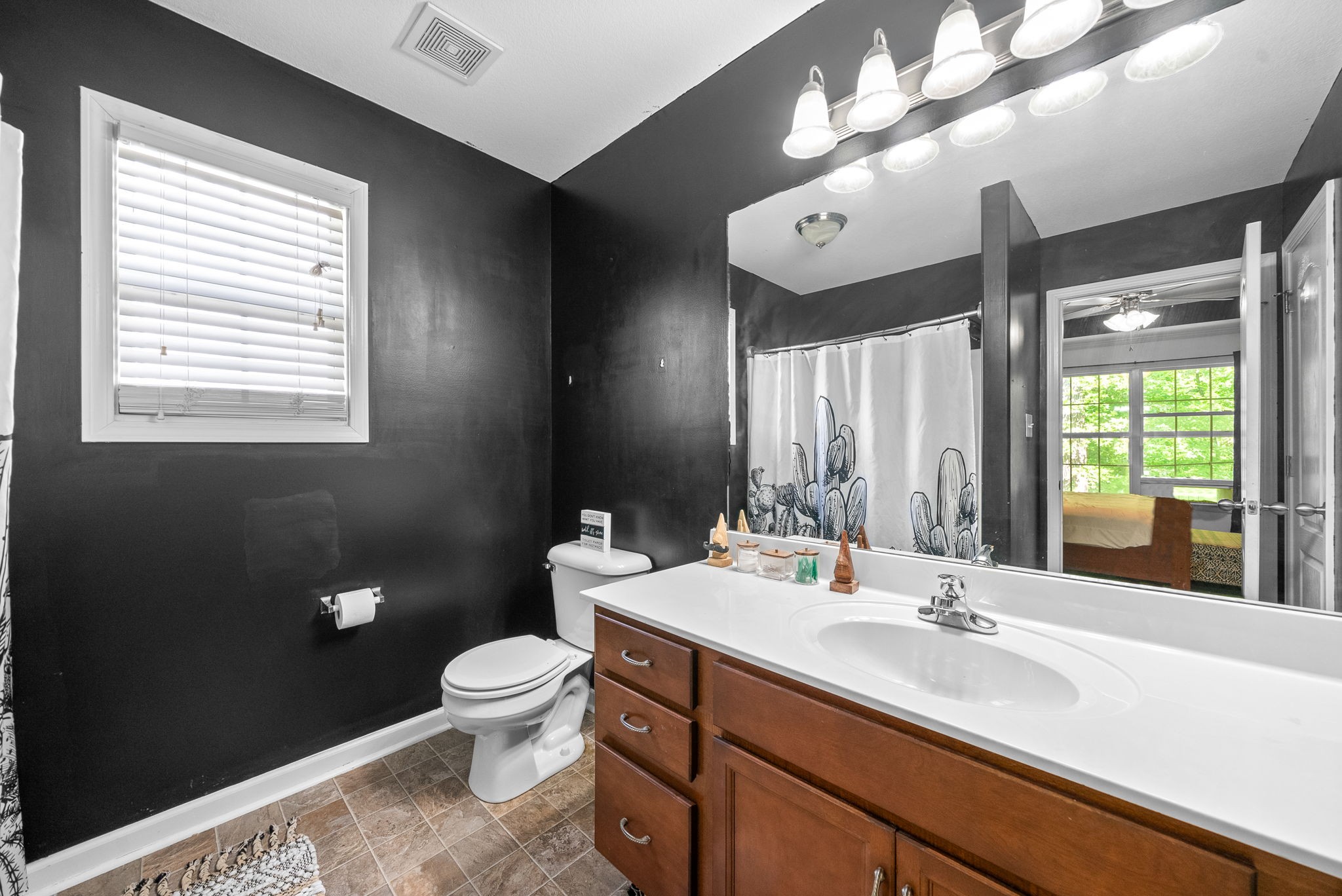 309 David Dr