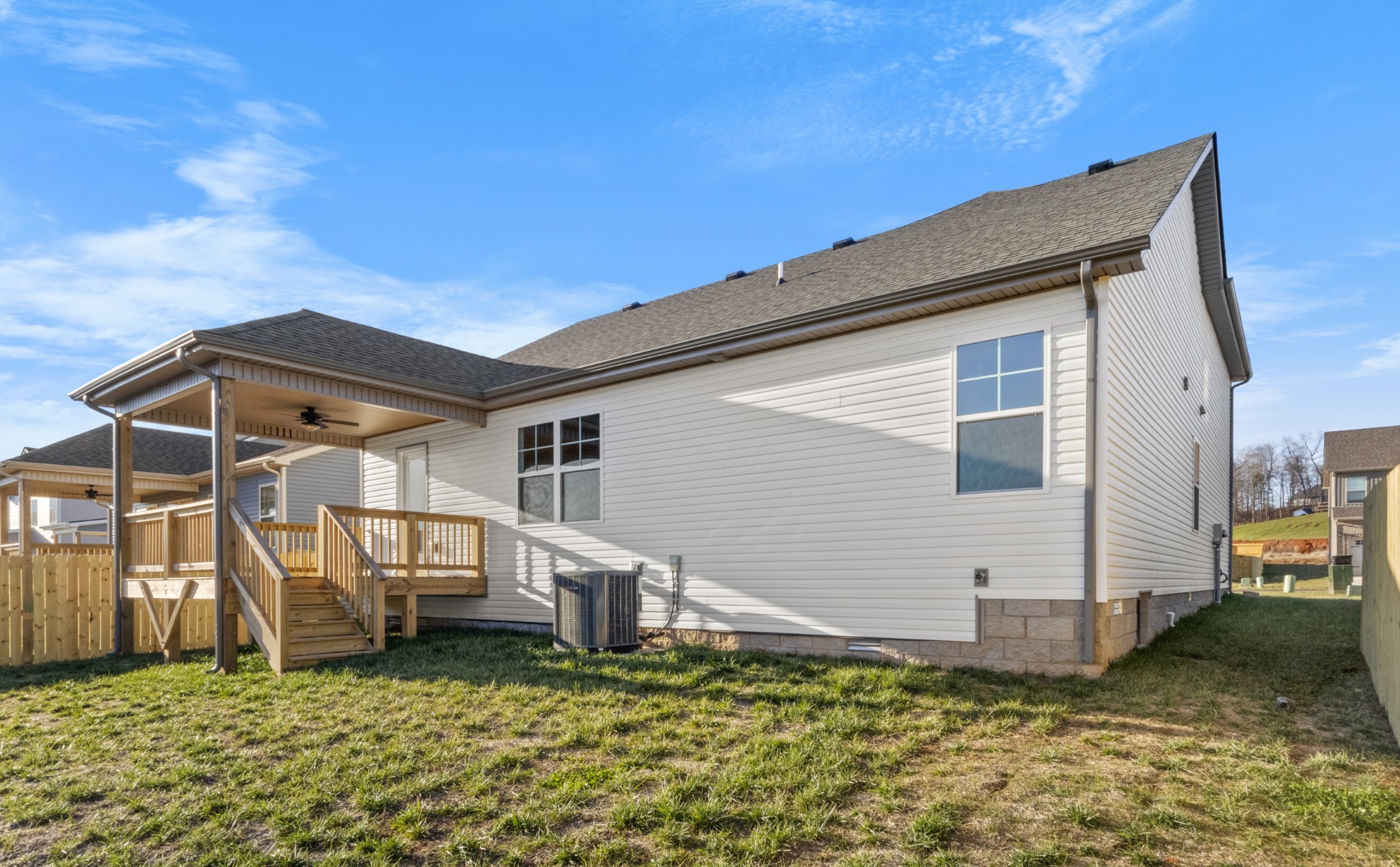 194 Cardinal Creek