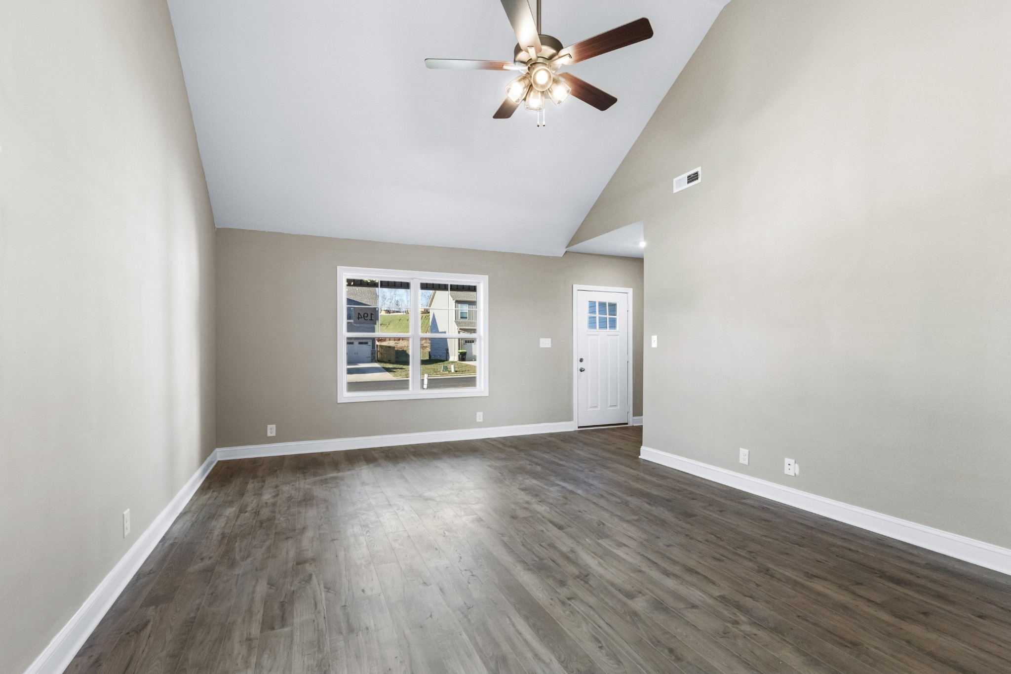194 Cardinal Creek