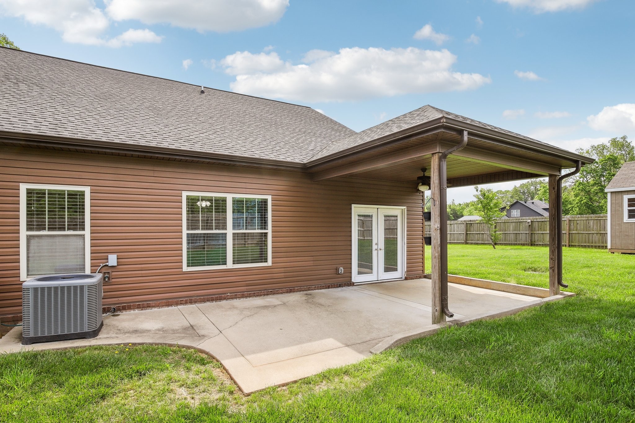 5652 Hwy 48