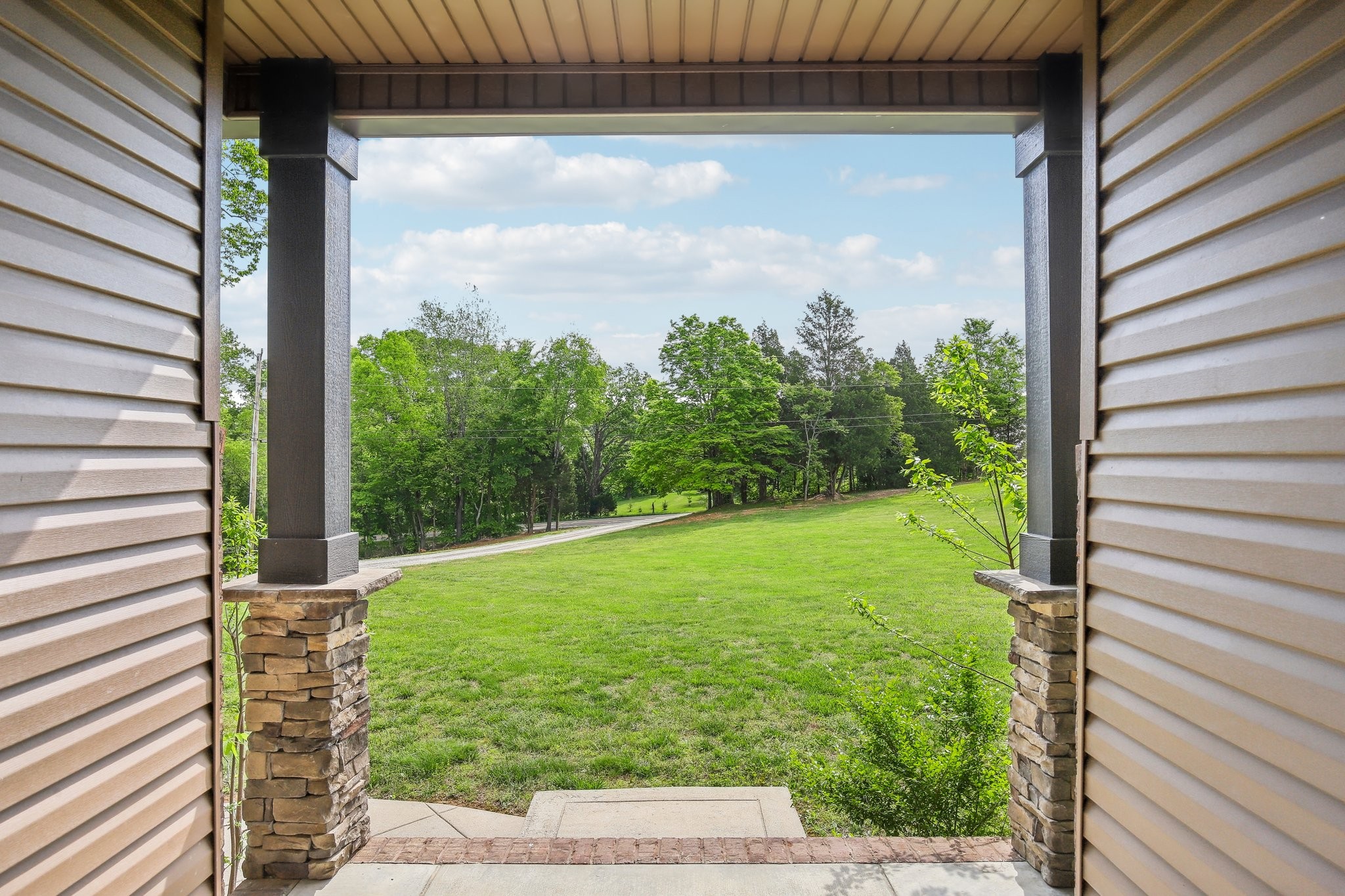 5652 Hwy 48